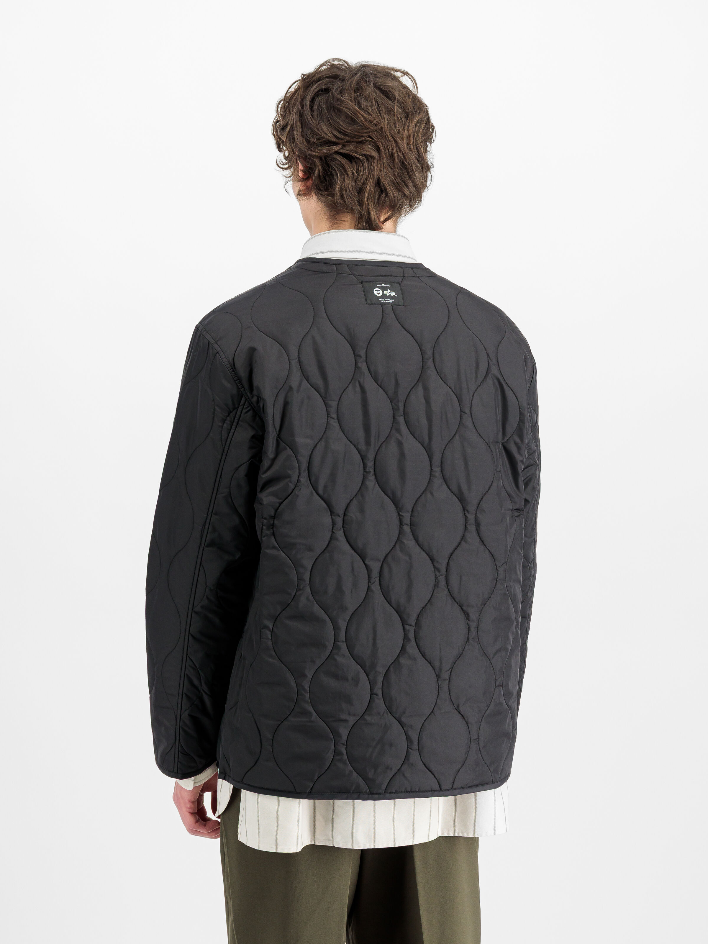 ALPHA x AAPE PADDING Lining Jacket black 258163_03_2_model_00003_212787