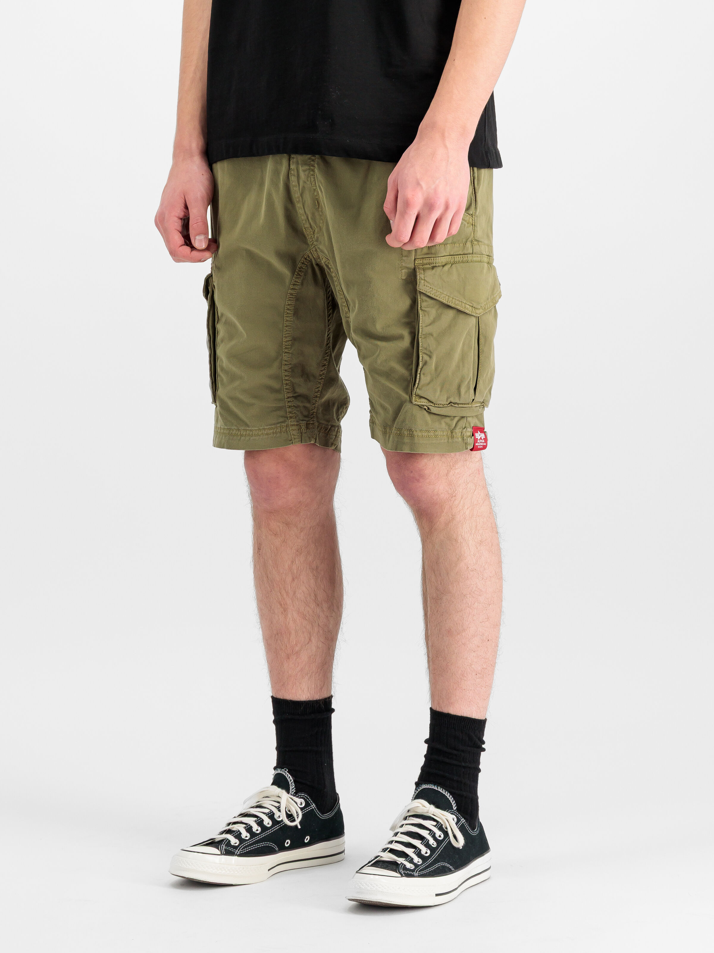 Cotton Twill Jogger Short olive 106251_11_2_model_00002_216661.jpg
