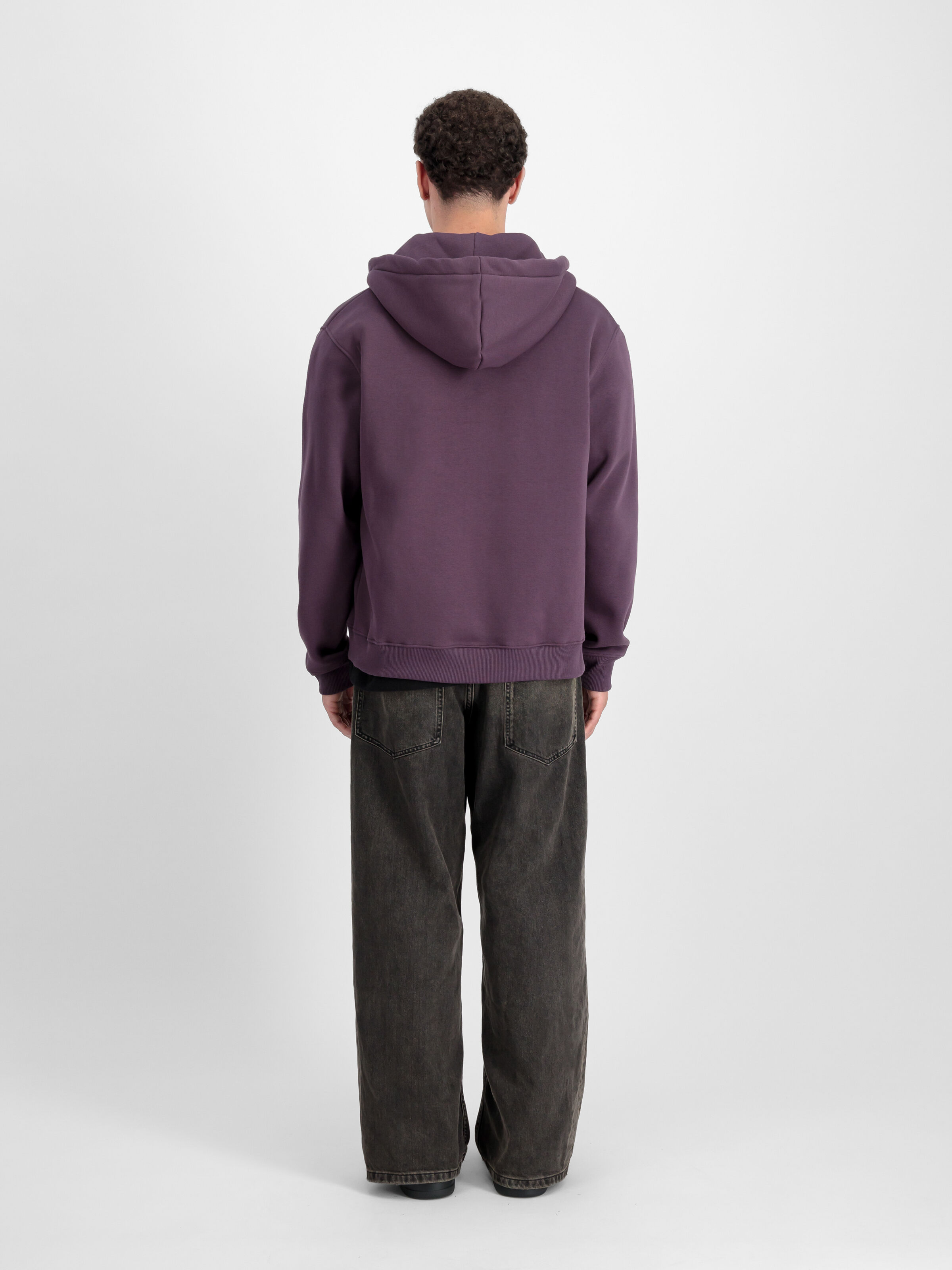 Basic Small Logo Zip Hoodie Plum 118342_719_2_model_00002_97233