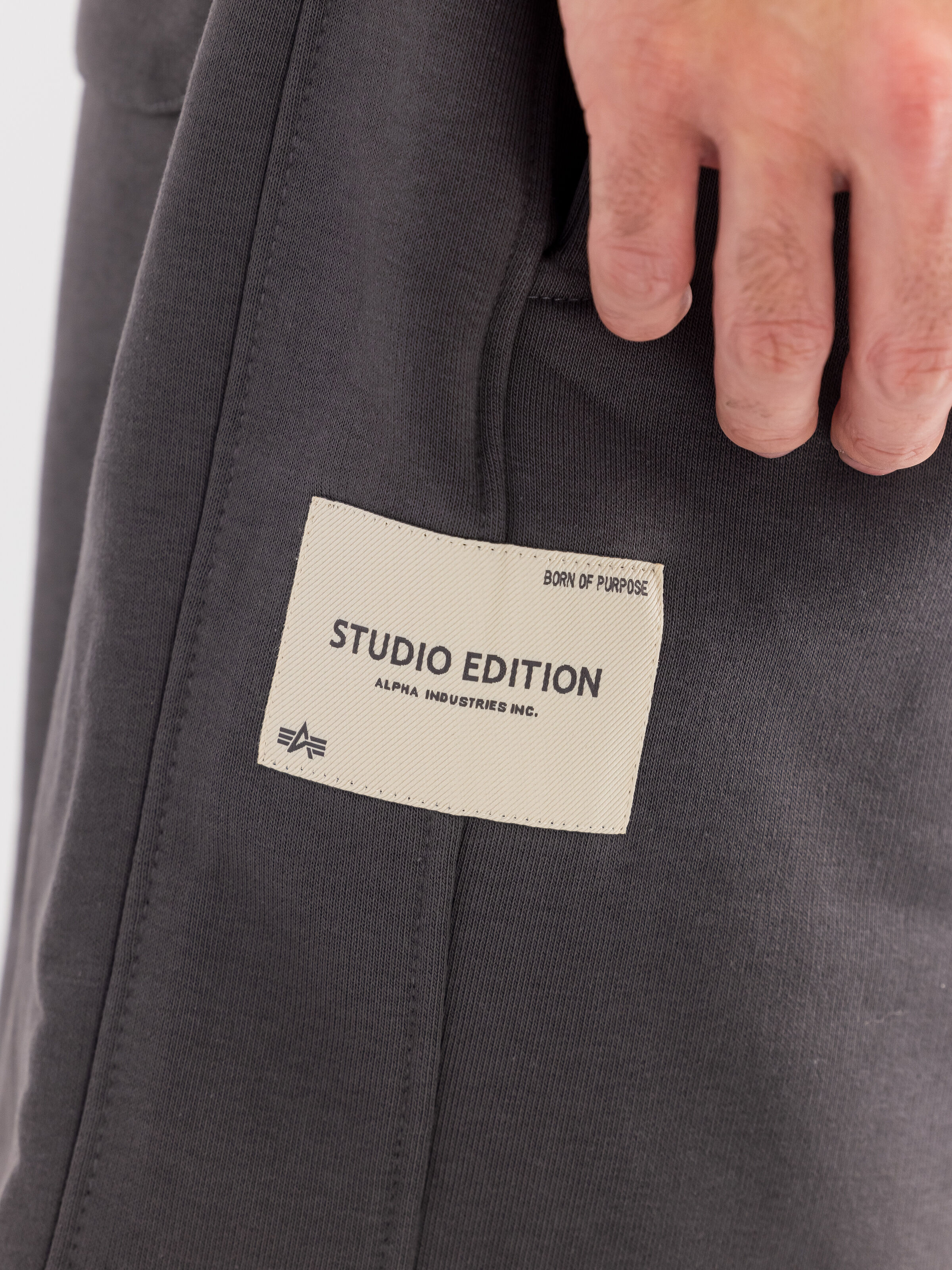 Studio Edition Short vintage grey 156369_684_3_detail_00001_139451