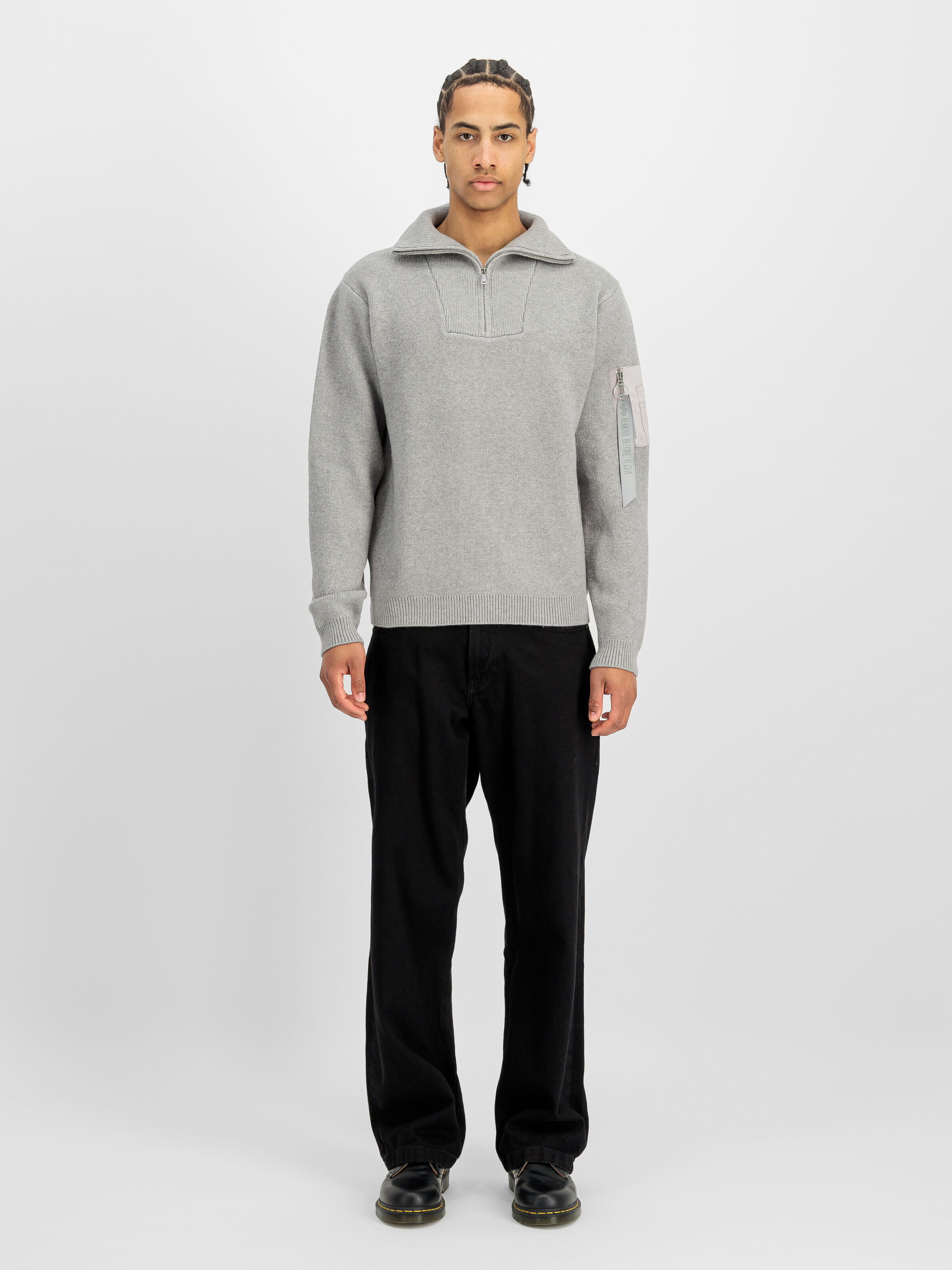 Knitted Troyer silver 268402_31_2_model_00001_236494