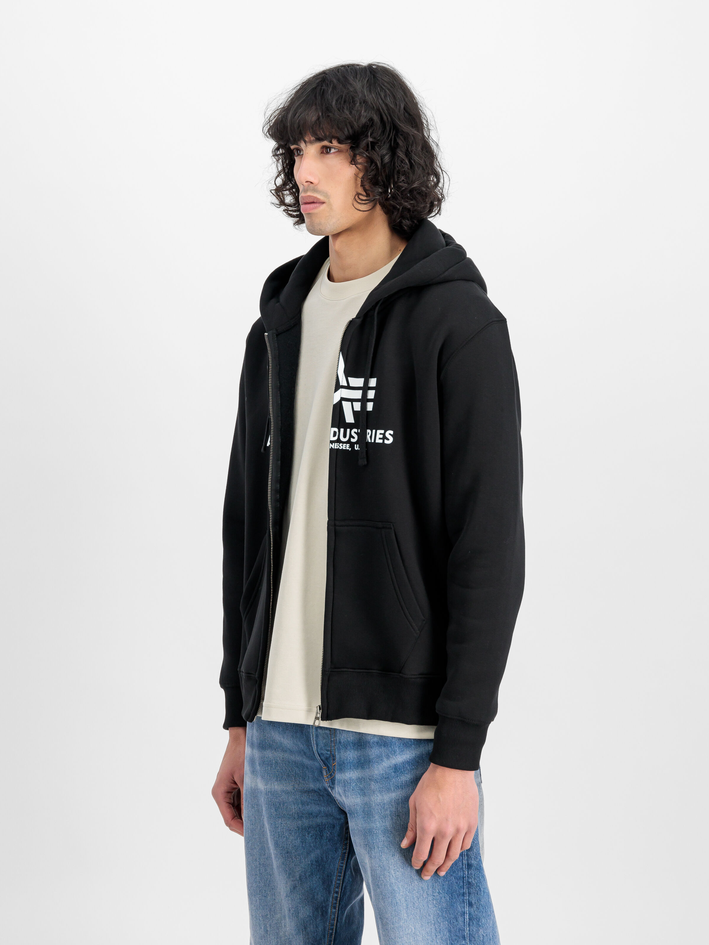 Basic Big Logo Zip Hoodie black 178325_03_2_model_00003_128197