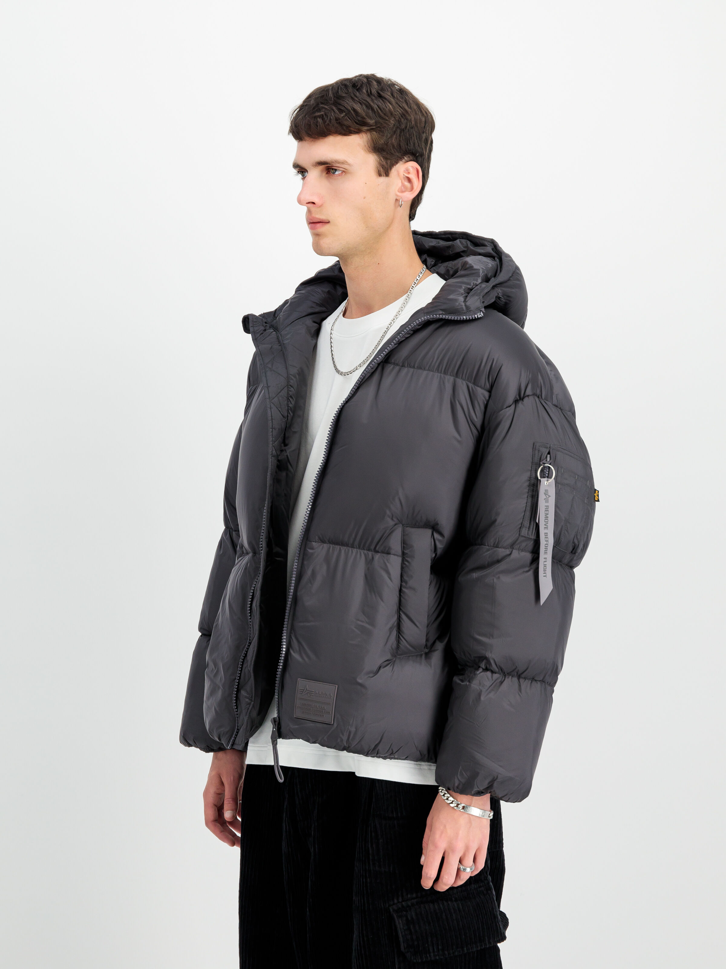 Cloud Puffer Bomber Winter Jacket vintage grey 148130_684_2_model_00003_117276