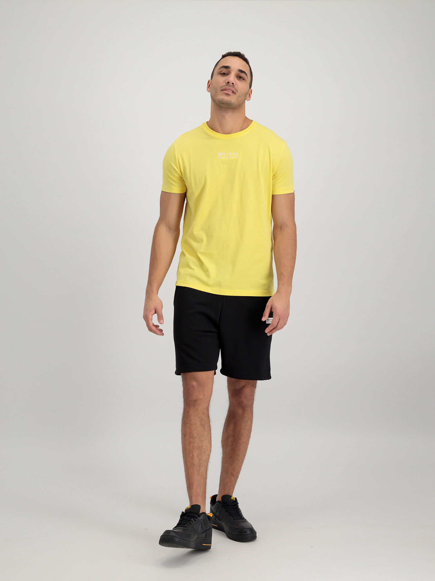 106365_649_alpha_industries_organics_jogger_short_005_237462