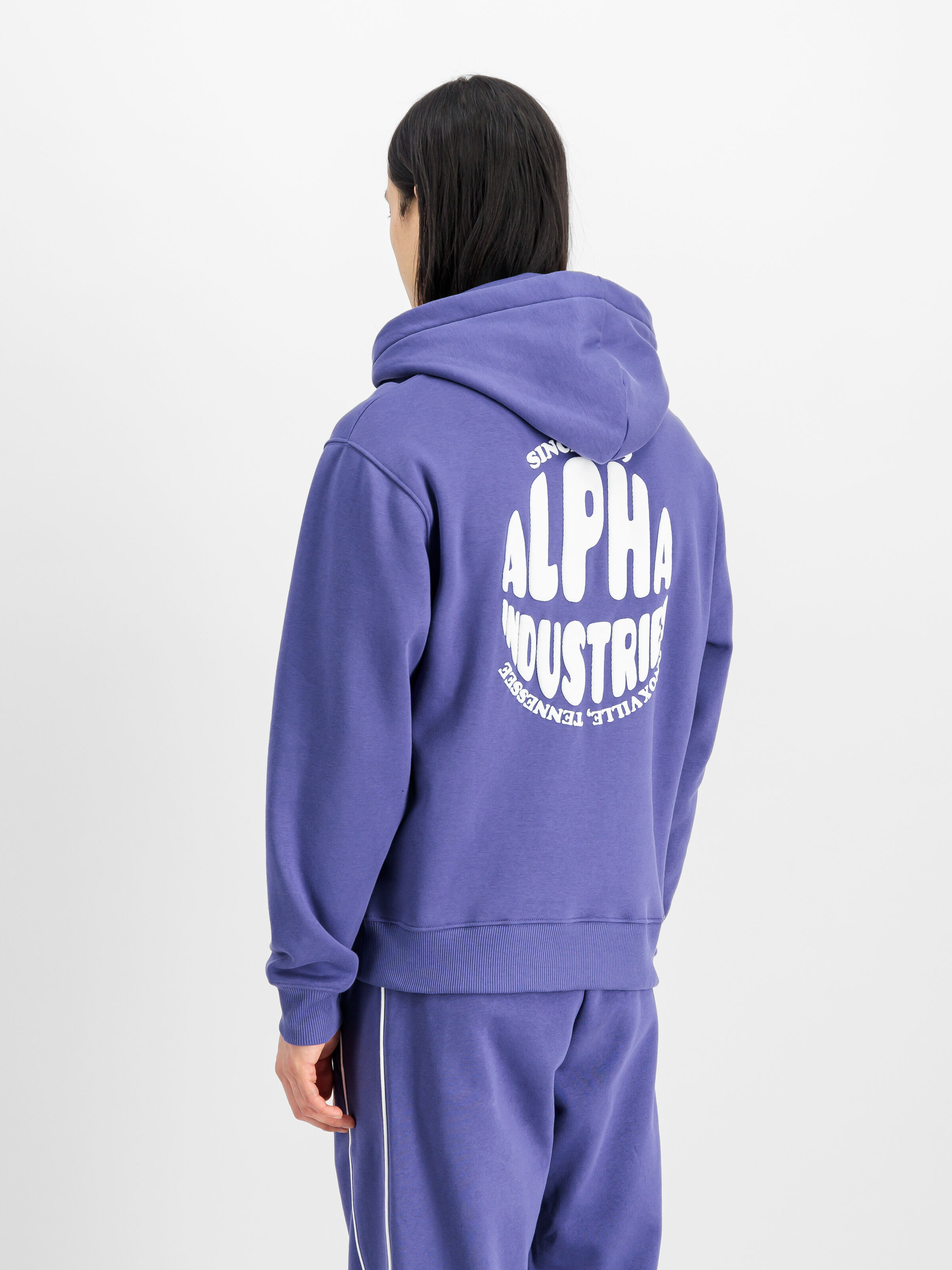 Backprint Logo Hoodie night purple 156336_735_2_model_00004_147830