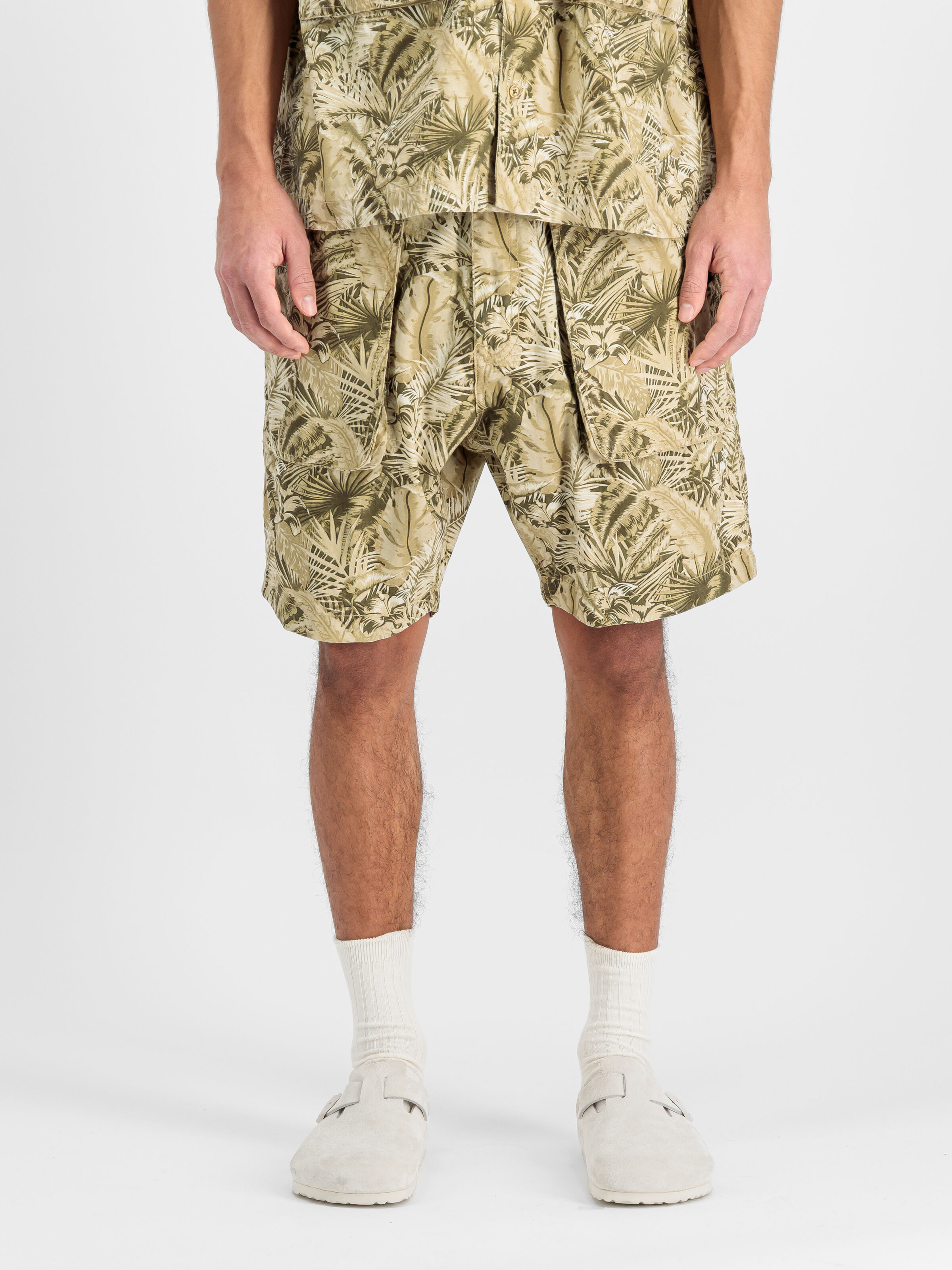 Honolulu Safari Short honolulu sand camo 156258_743_2_model_00003_143704