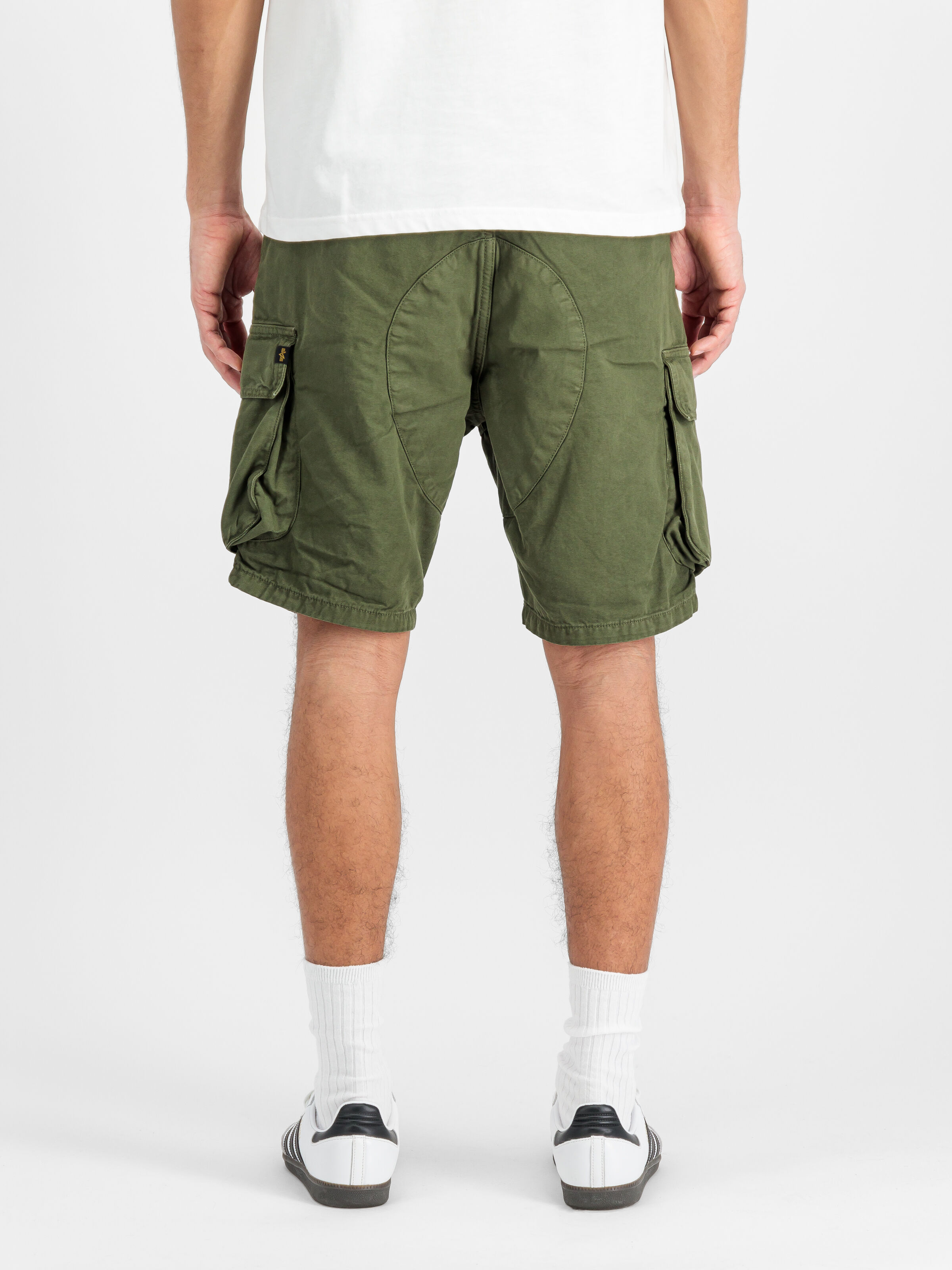 Canvas Cargo Short dark olive 156264_142_2_model_00004_143513