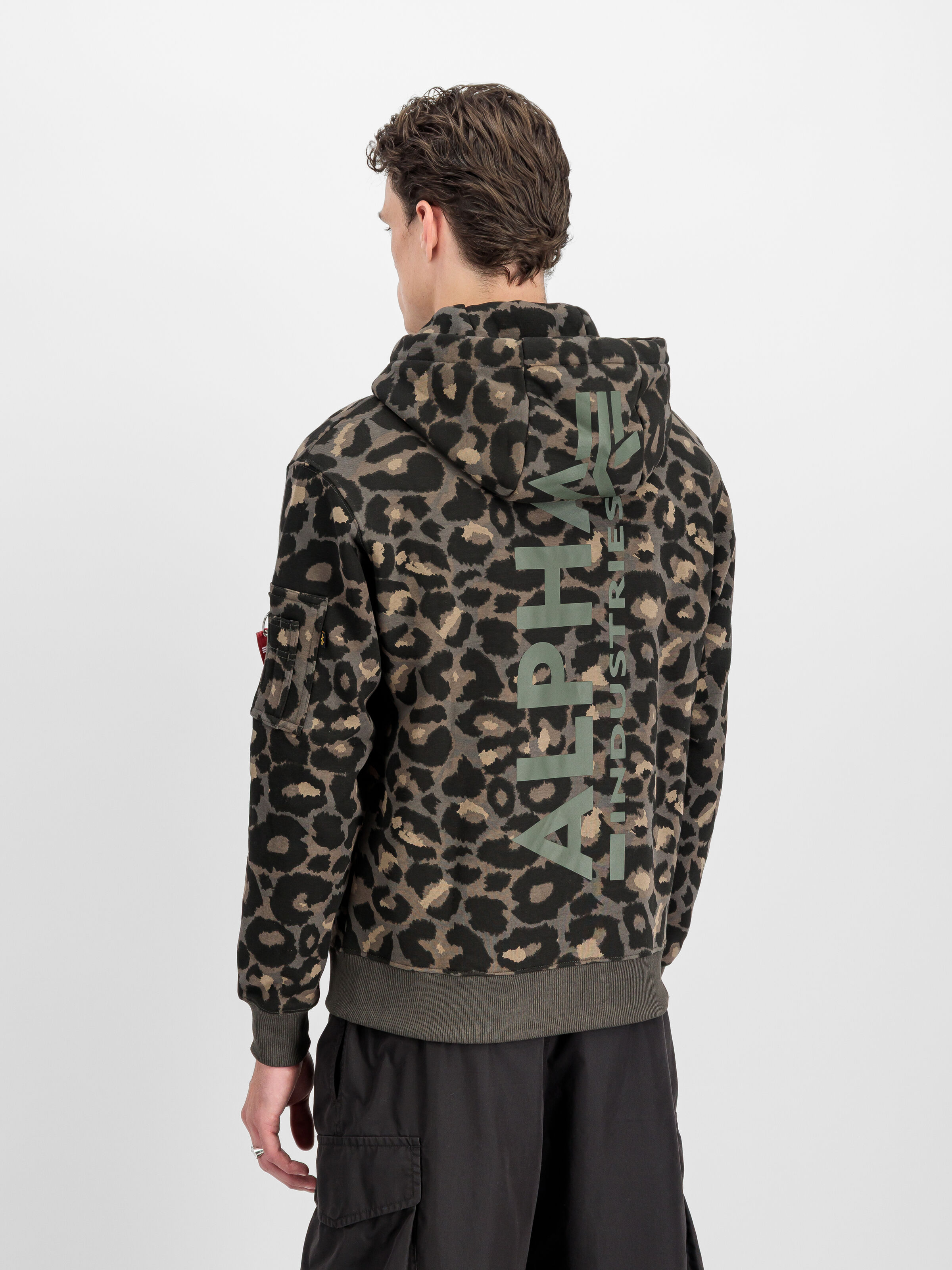Backprint Camo Hoodie forest leo camo 178318C_302_2_model_00003_184625