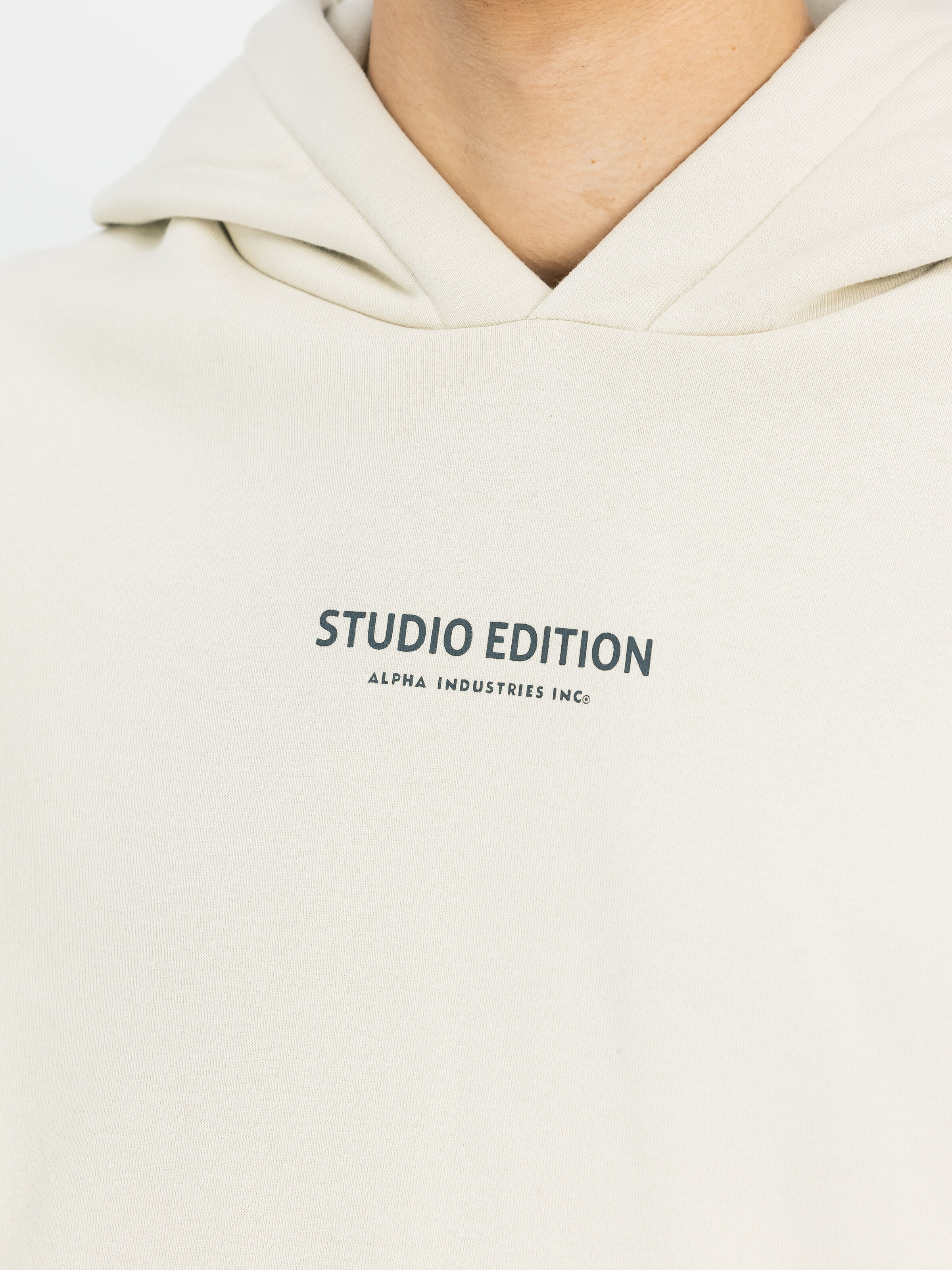 Studio Edition Backprint Hoodie vintage white 156339_300_3_detail_00001_139678