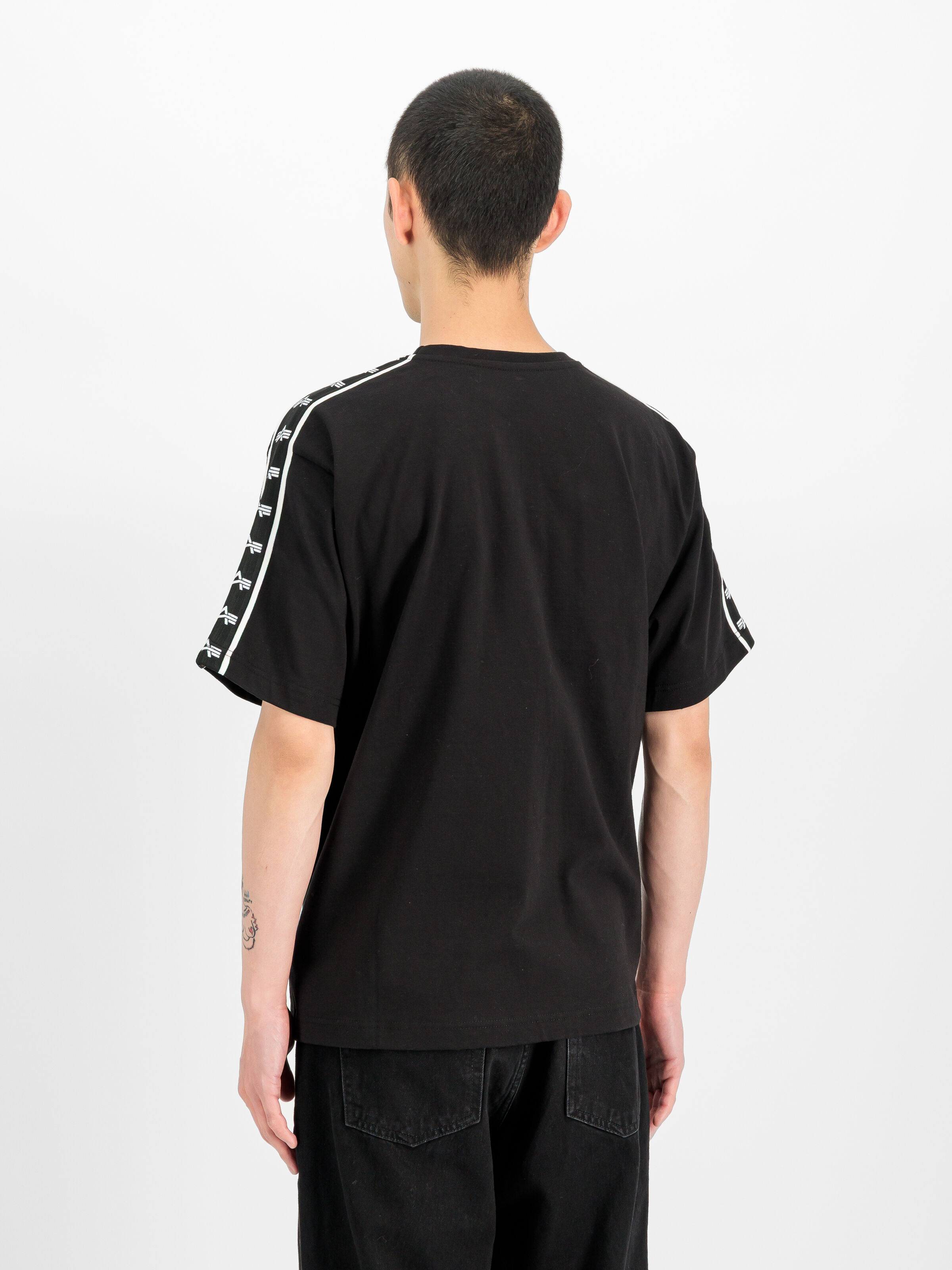 Logo Track Tape T-Shirt black 268503_03_2_model_00003_243752