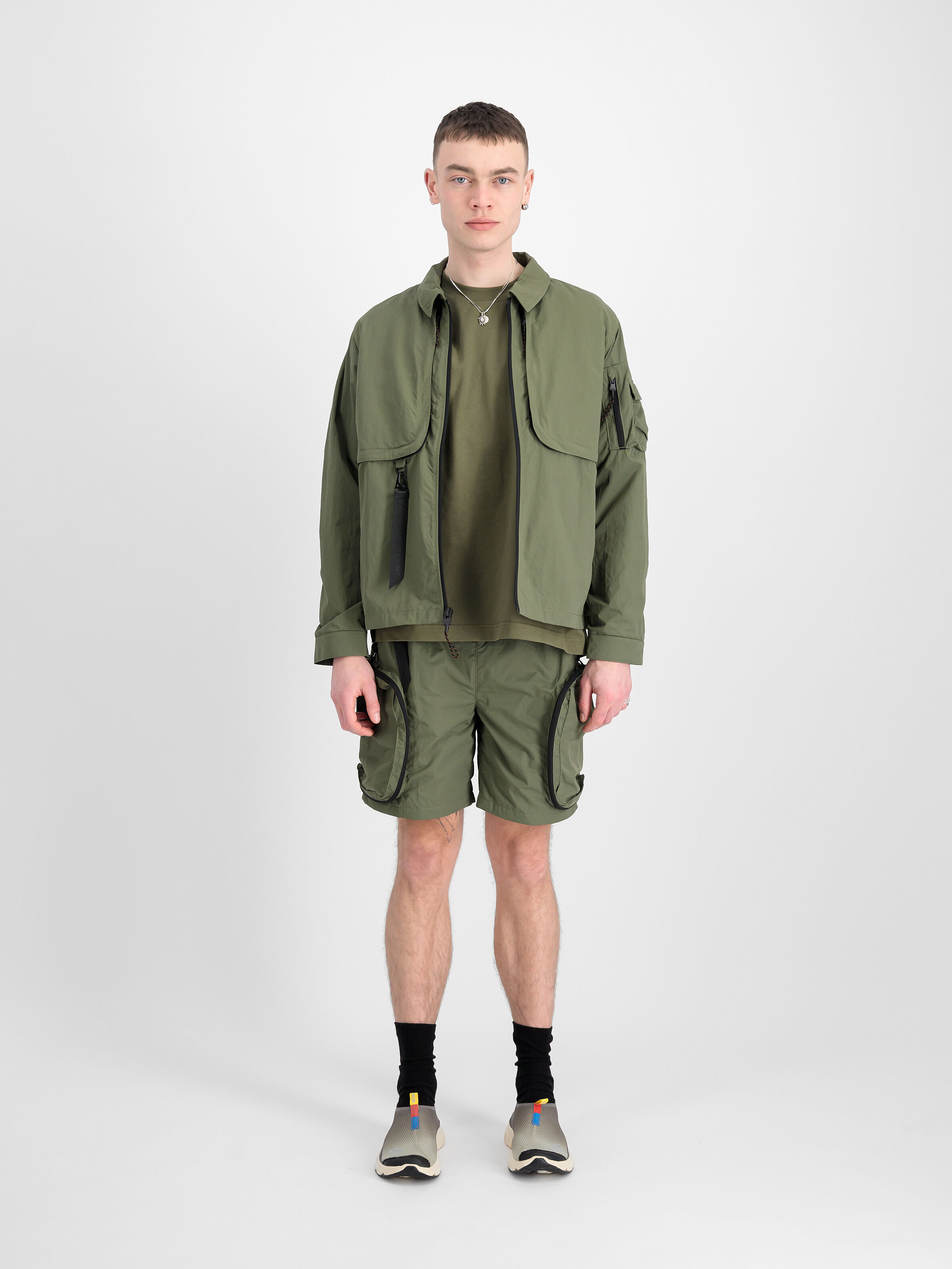 Utility UV Shirt sage-green 146118UV_01_2_model_00001_102868