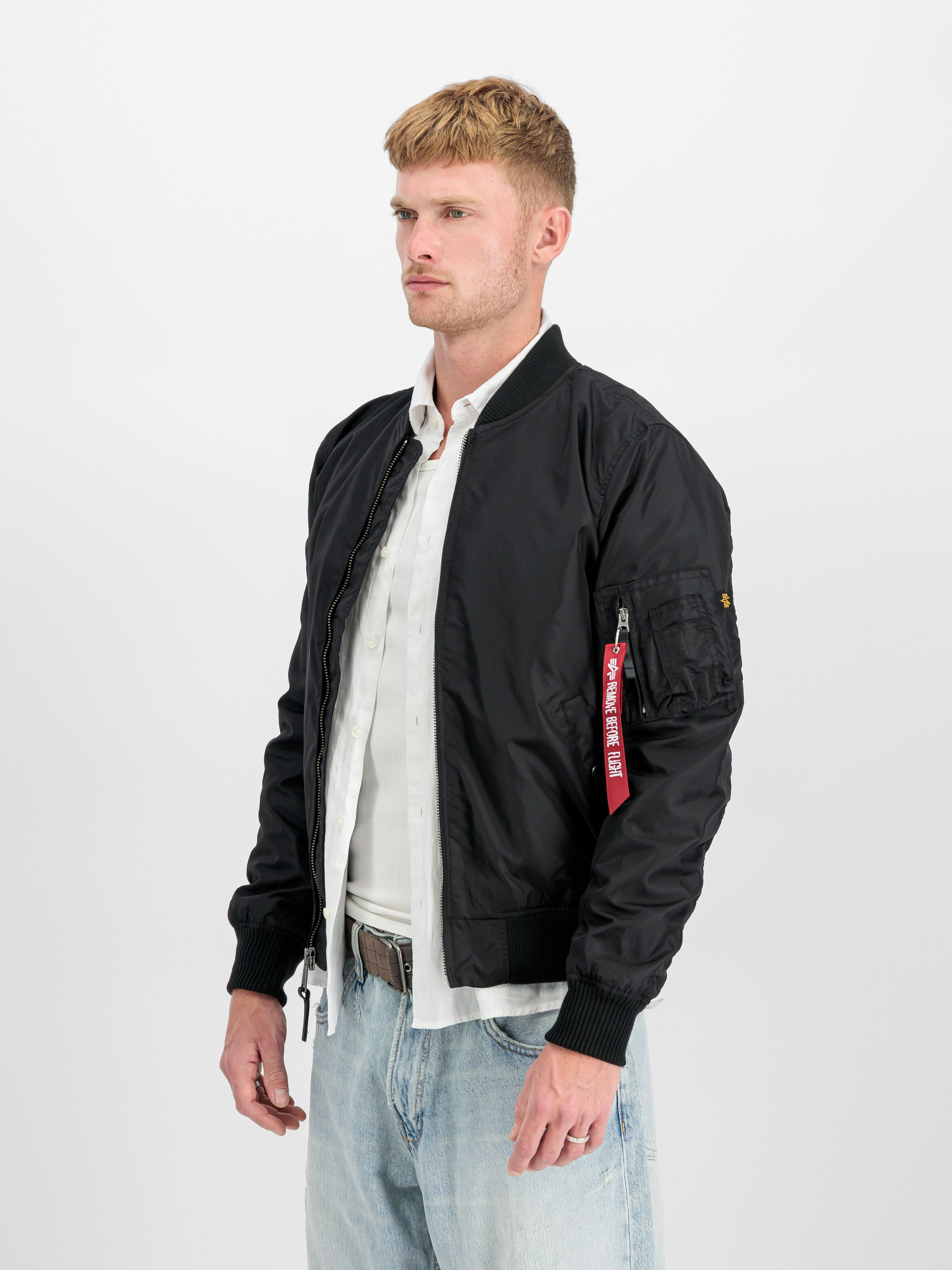 MA-1 TT Light Bomber Jacket black 191103_03_2_model_00004_188342