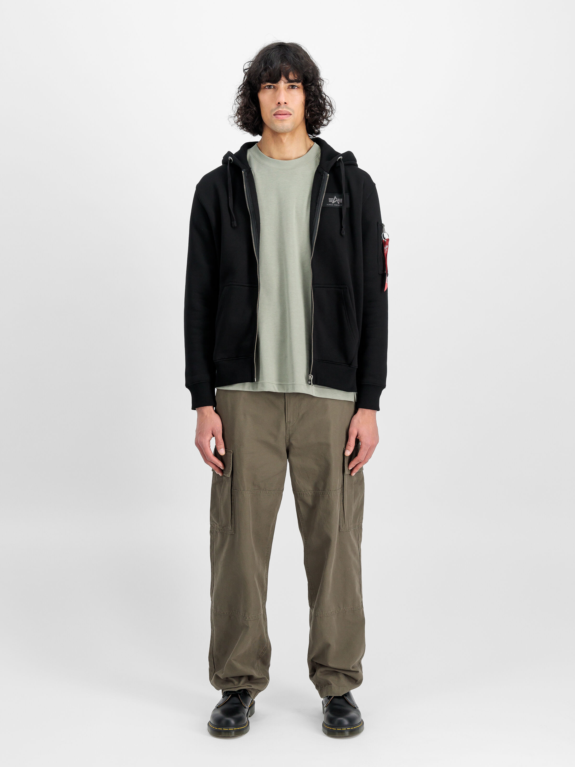 Backprint Zip Hoodie black 128342_03_2_model_00001_128759