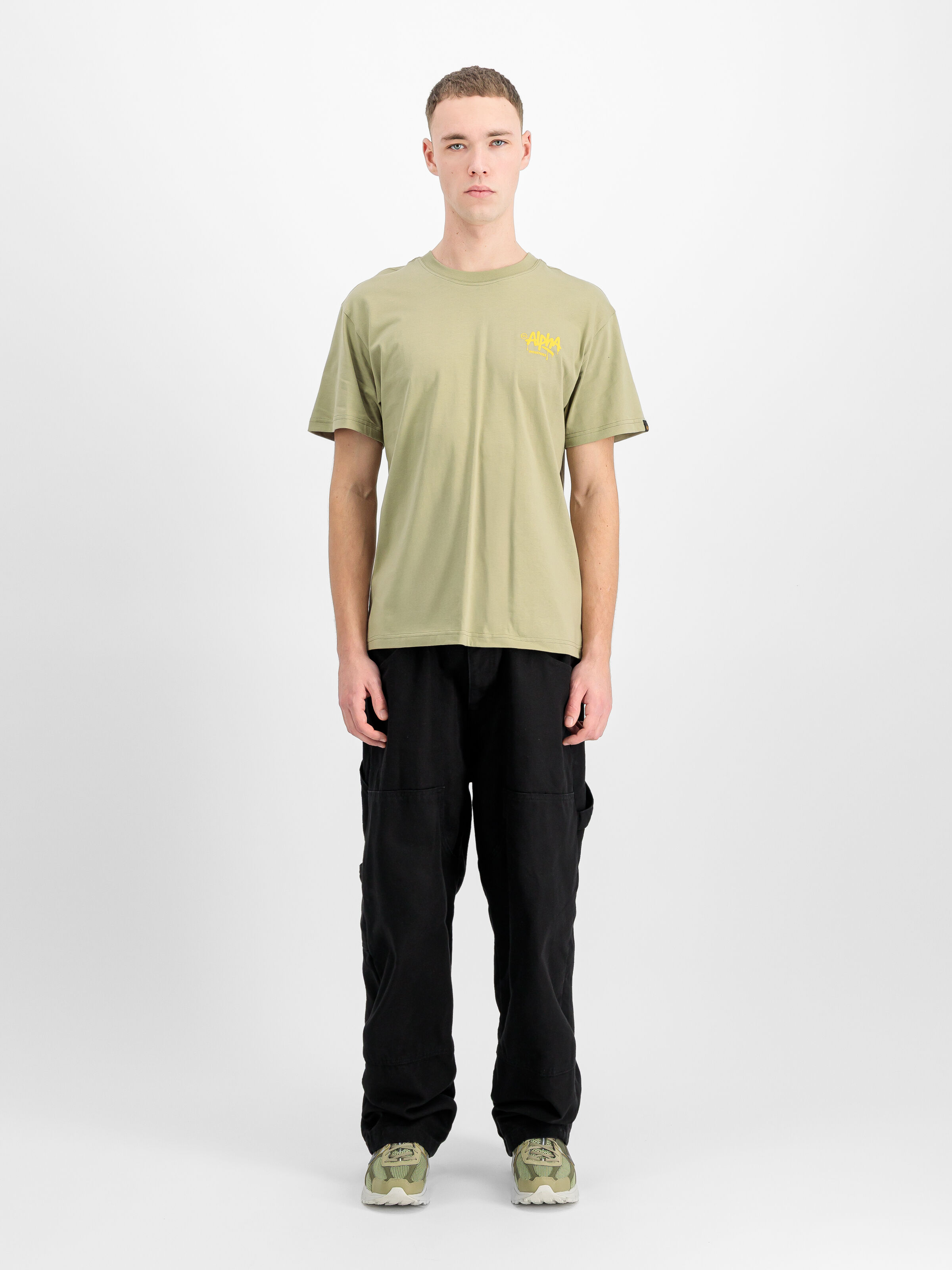 Alpha Signature T-Shirt light olive 266554_82_2_model_00001_220346