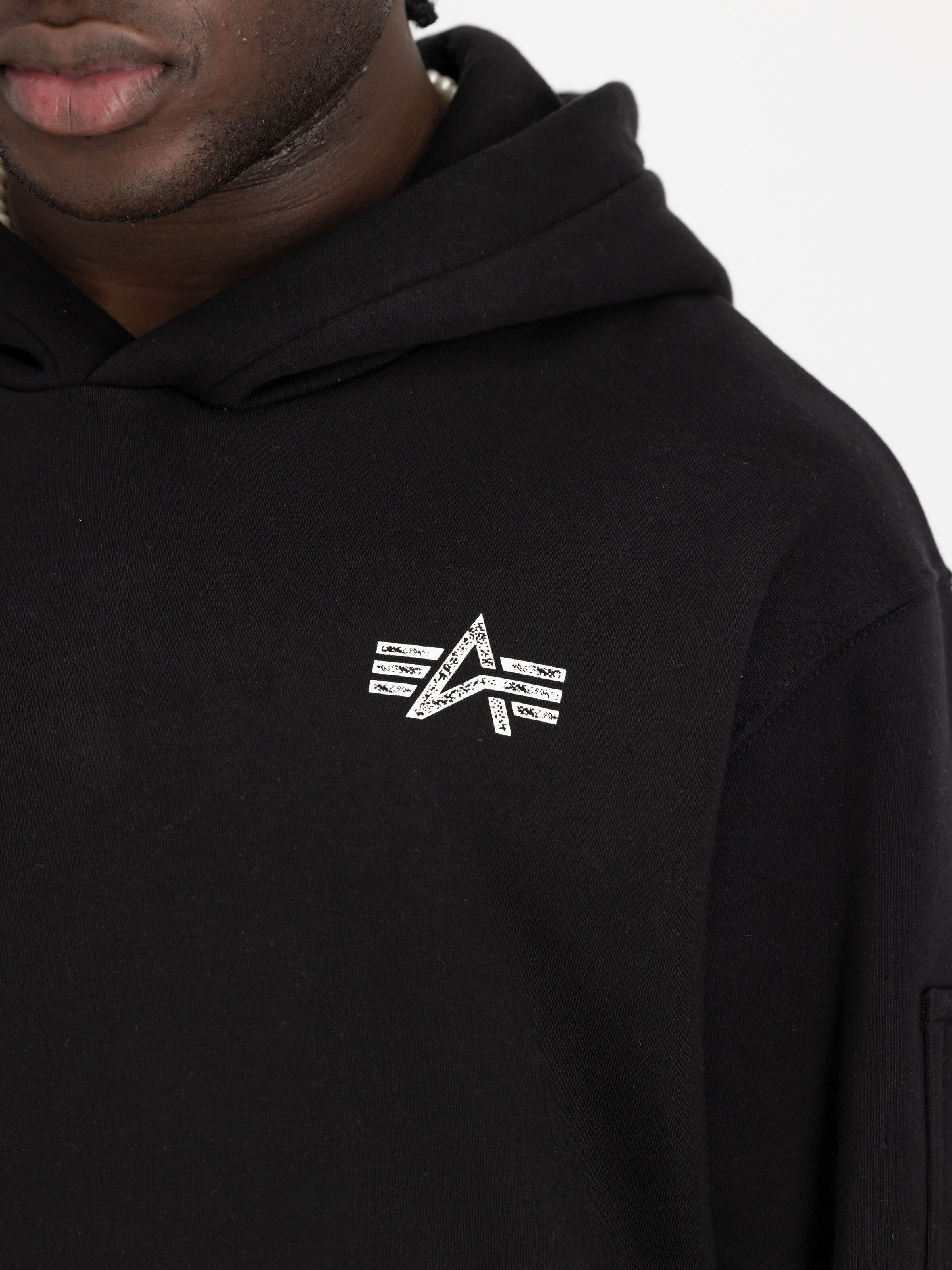 Signature Backprint Hoodie black 148341_03_3_detail_00001_98449