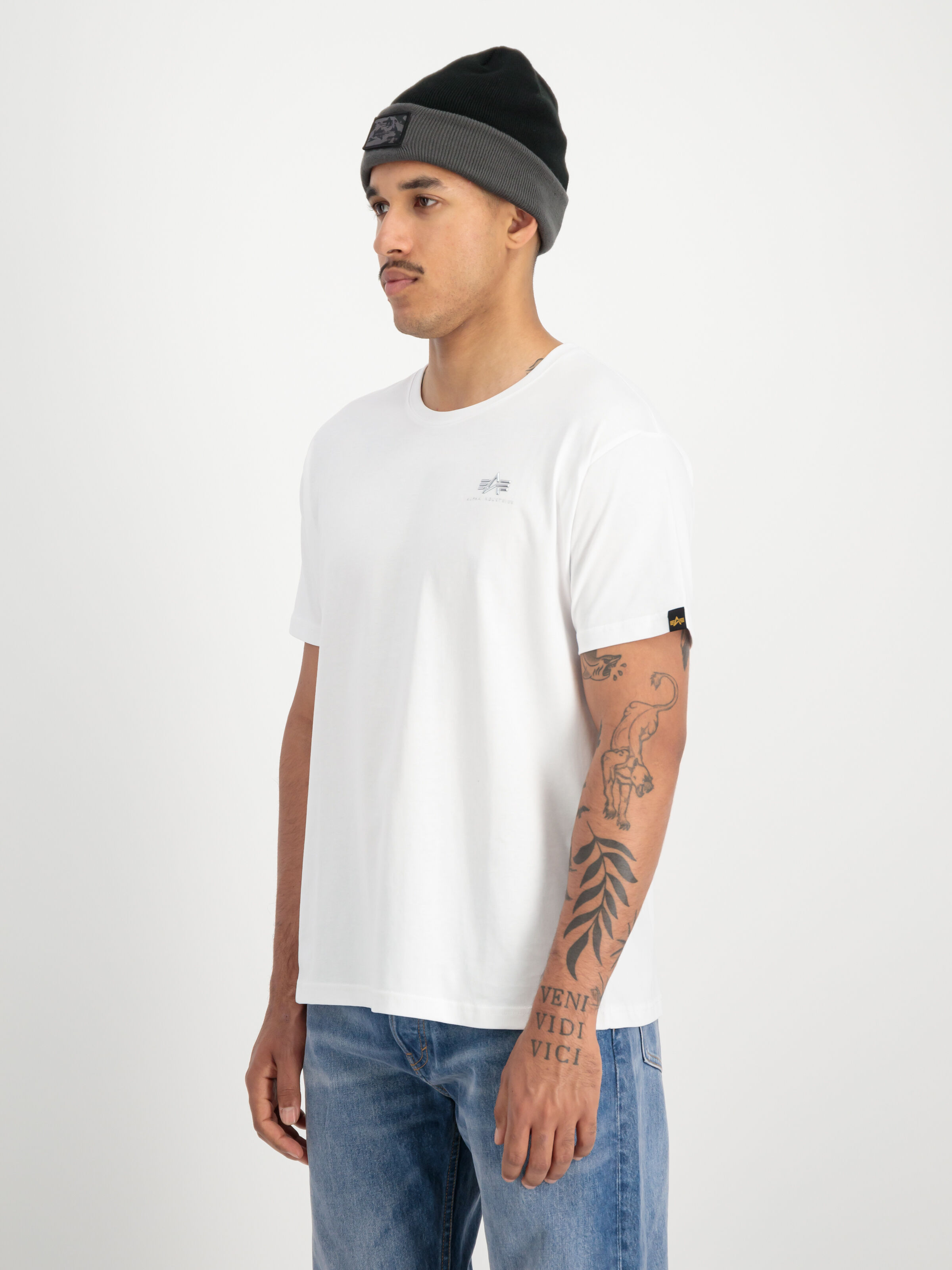 Basic Small Logo TPU T-Shirt white / chrome 148526_528_2_model_00003_97914
