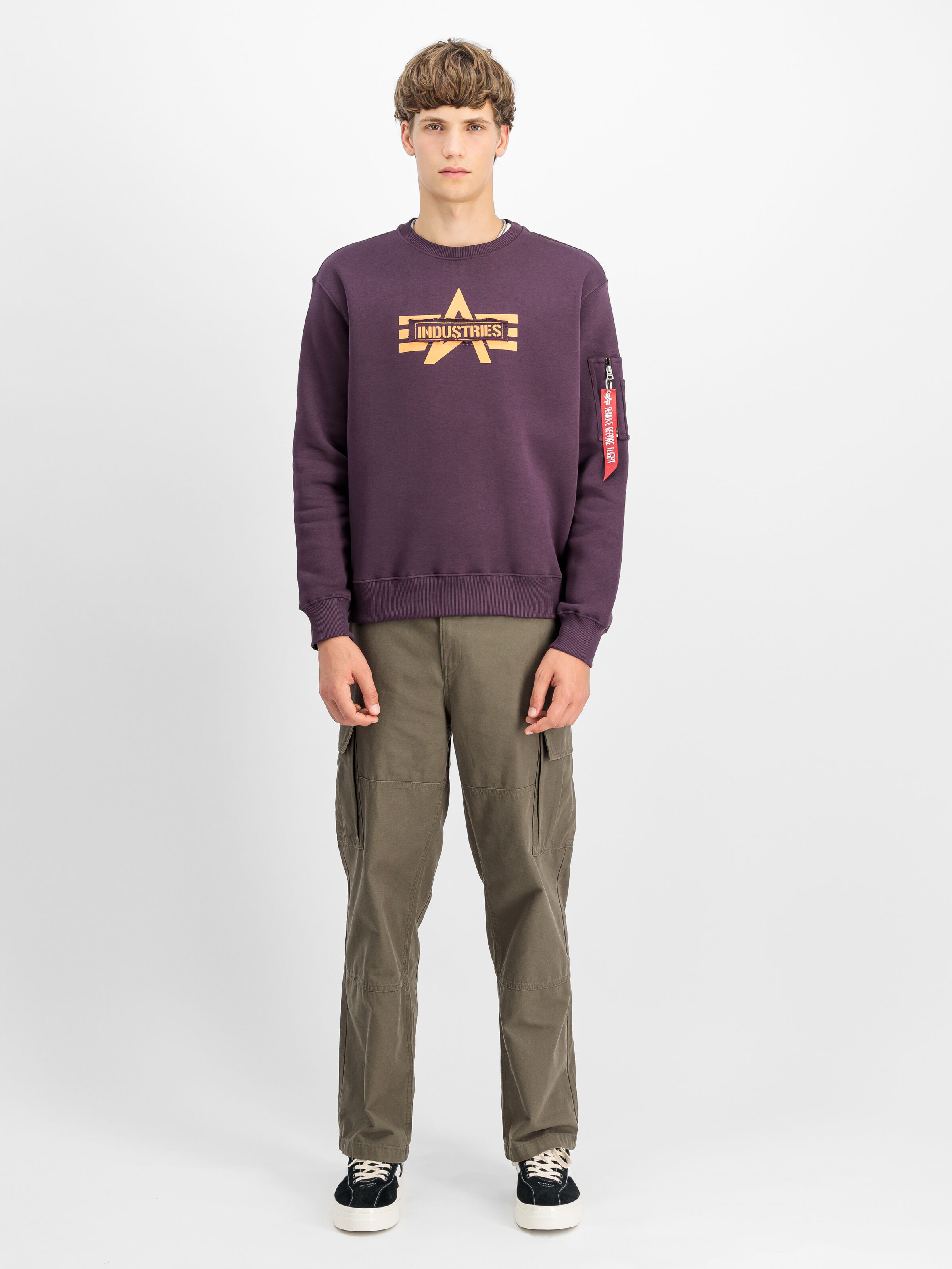 Logo Edge Sweatshirt Plum 148306_719_2_model_00001_107817