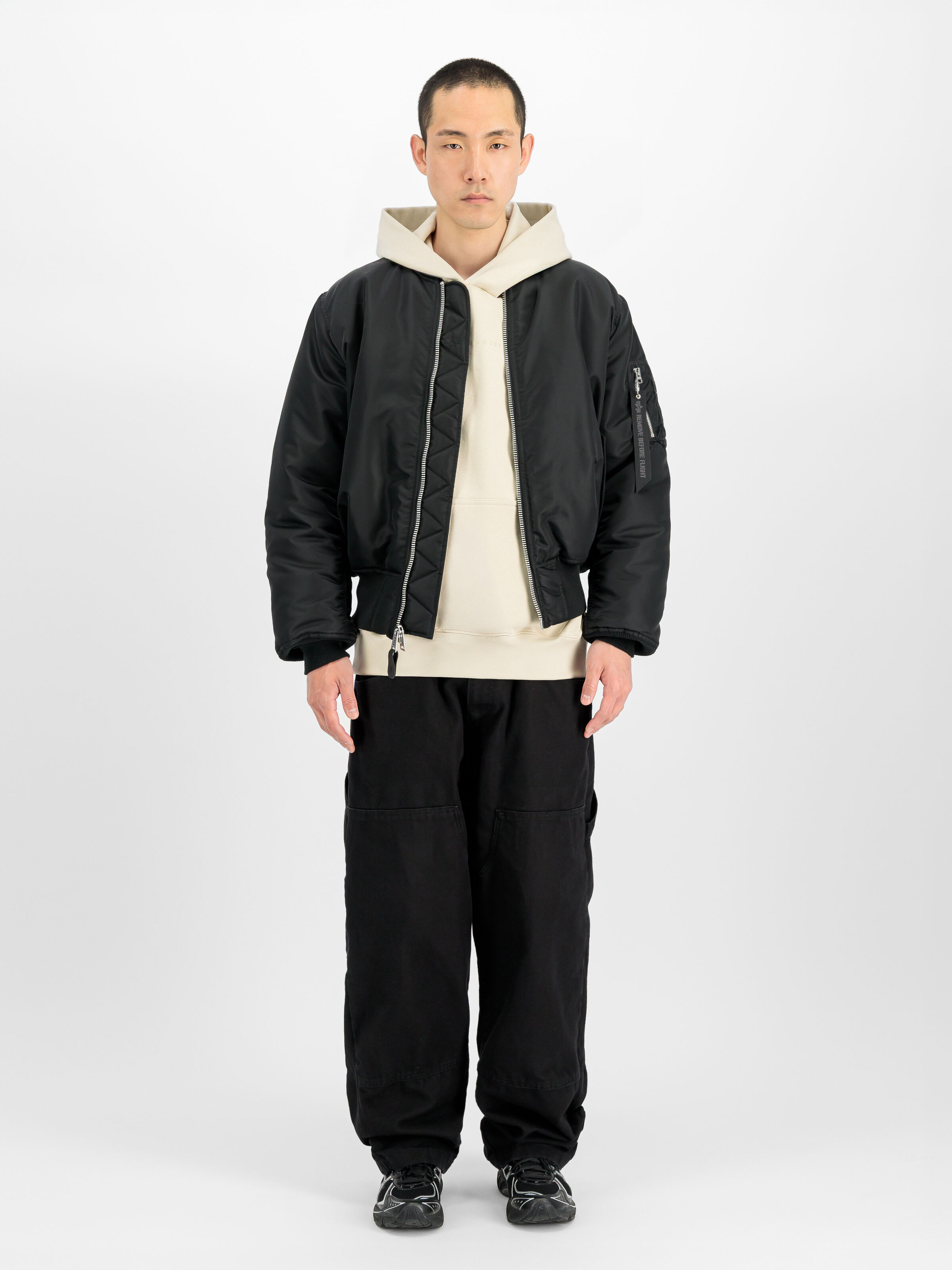 MA-1 Heritage Bomber Jacket all black 100101_404_2_model_00001_243868