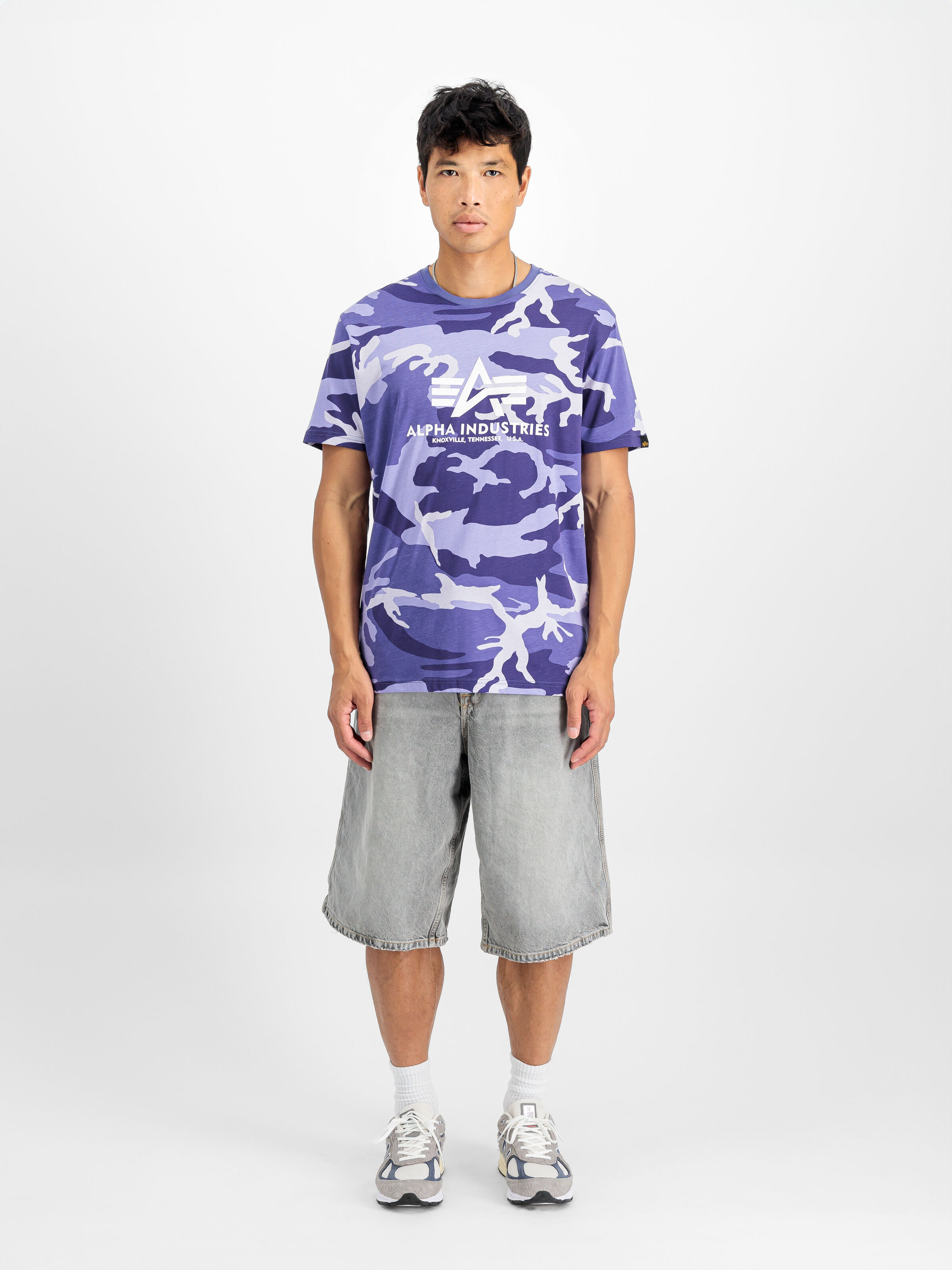 Basic Big Logo Camo PP T-Shirt night purple camo 100501CPP_738_2_model_00001_118655