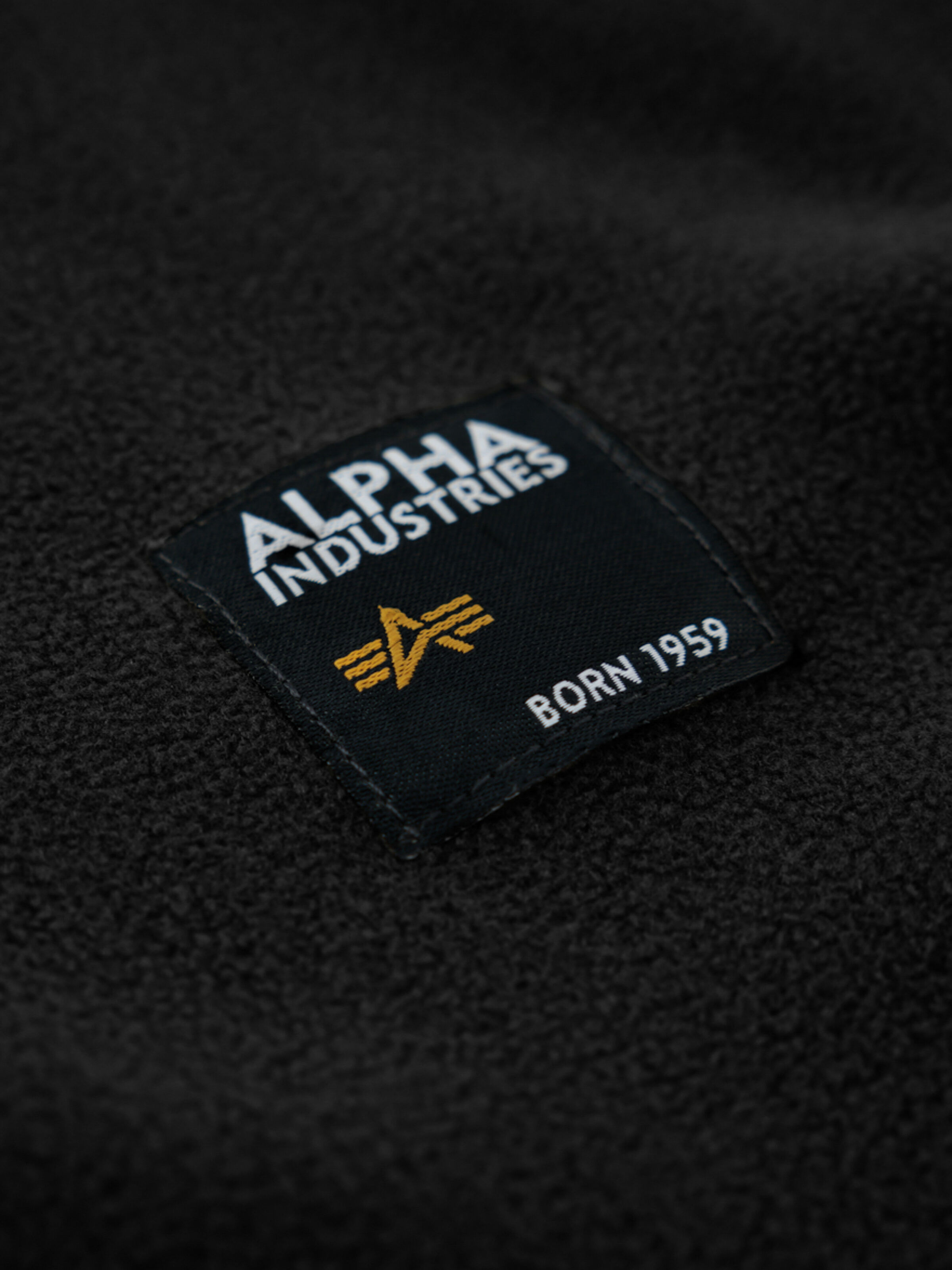Label Fleece Scarf black 118939_03_3_detail_00001_126088