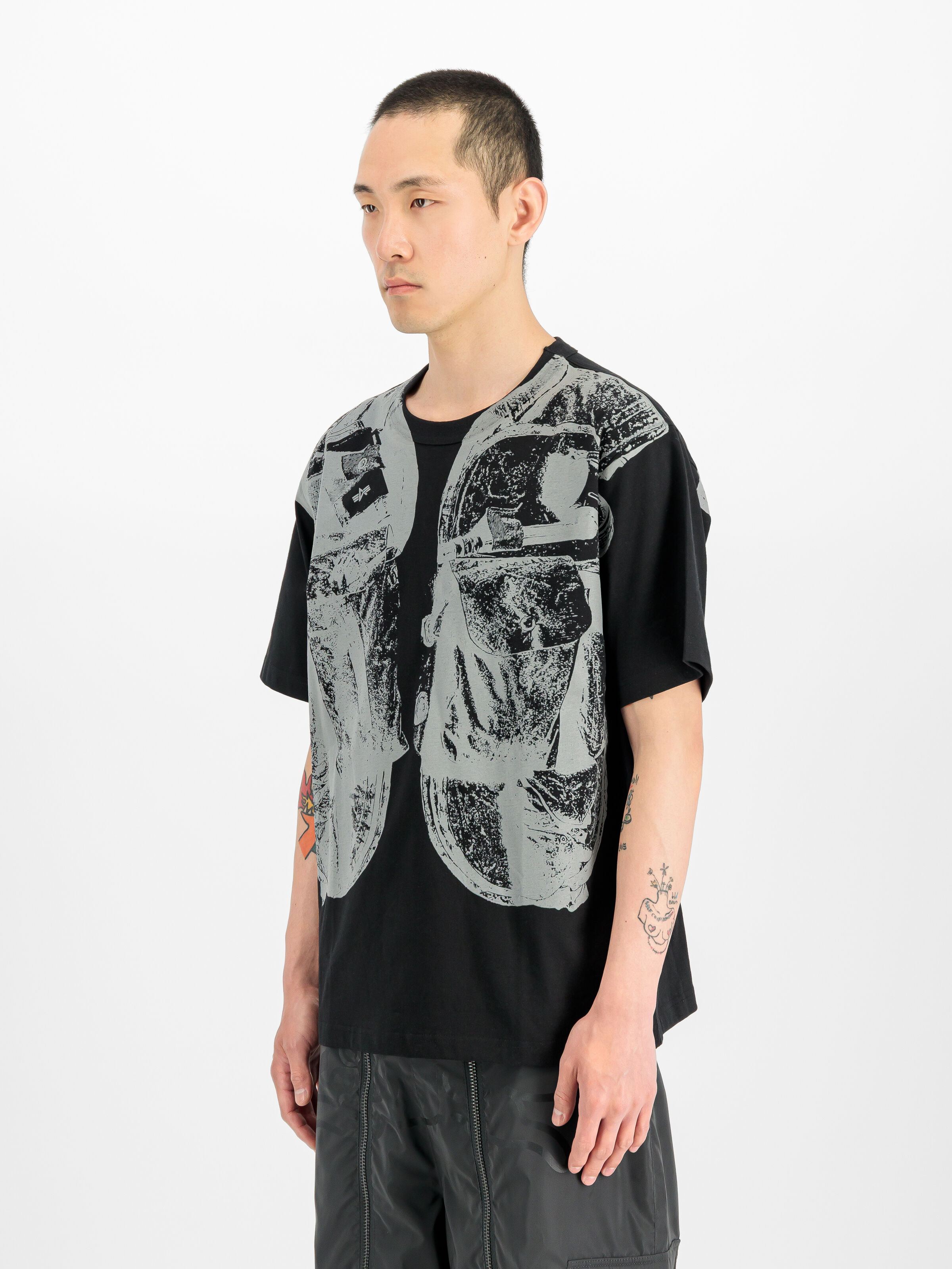 ALPHA x ICE CREAM Essential T-Shirt black 268570_03_2_model_00002_244850