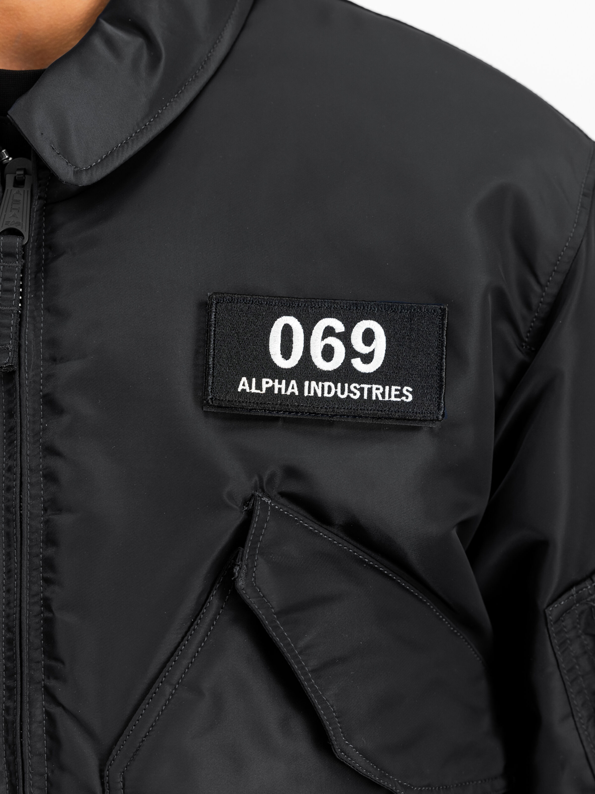 069-Patch black 156954_03_2_model_00001_188607