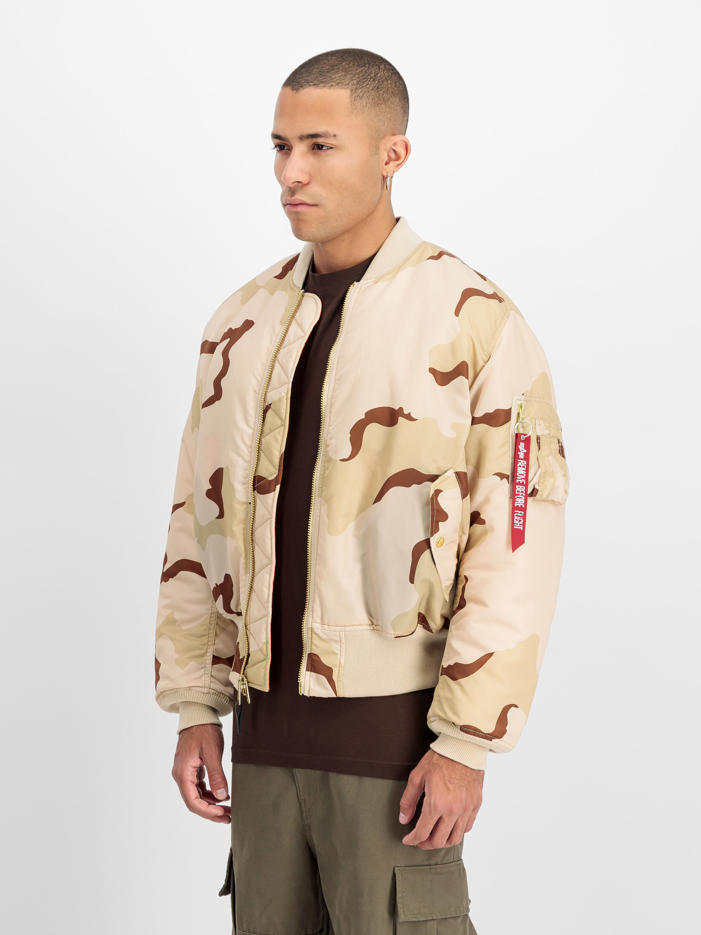 MA-1 Camo Heritage Bomber Jacket desert camo 91 100101C_99_2_model_00003_209203