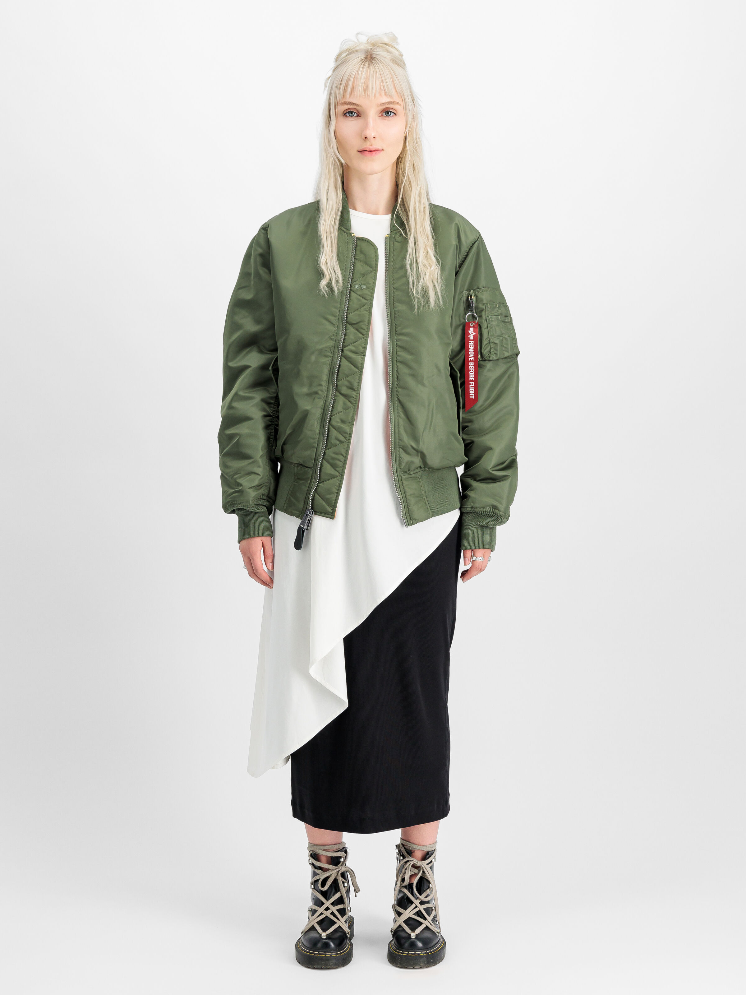 MA-1 Heritage Bomber Jacket sage-green 100101_01_2_model_00005_247764