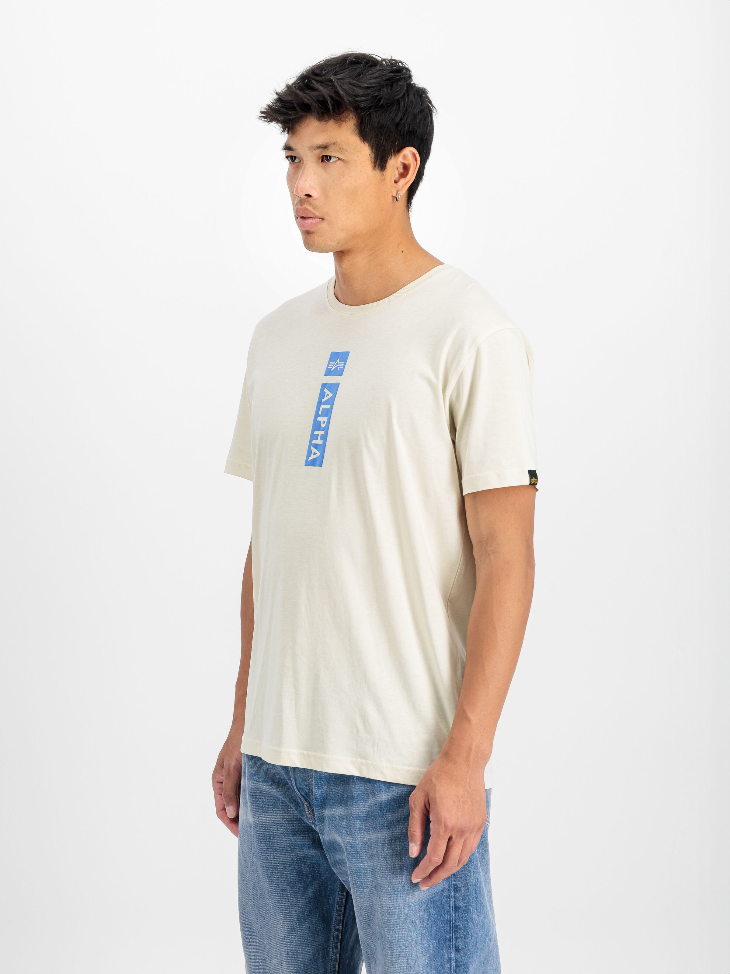 Alpha Puff Print T-Shirt vintage white 146509_300_2_model_00003_118343