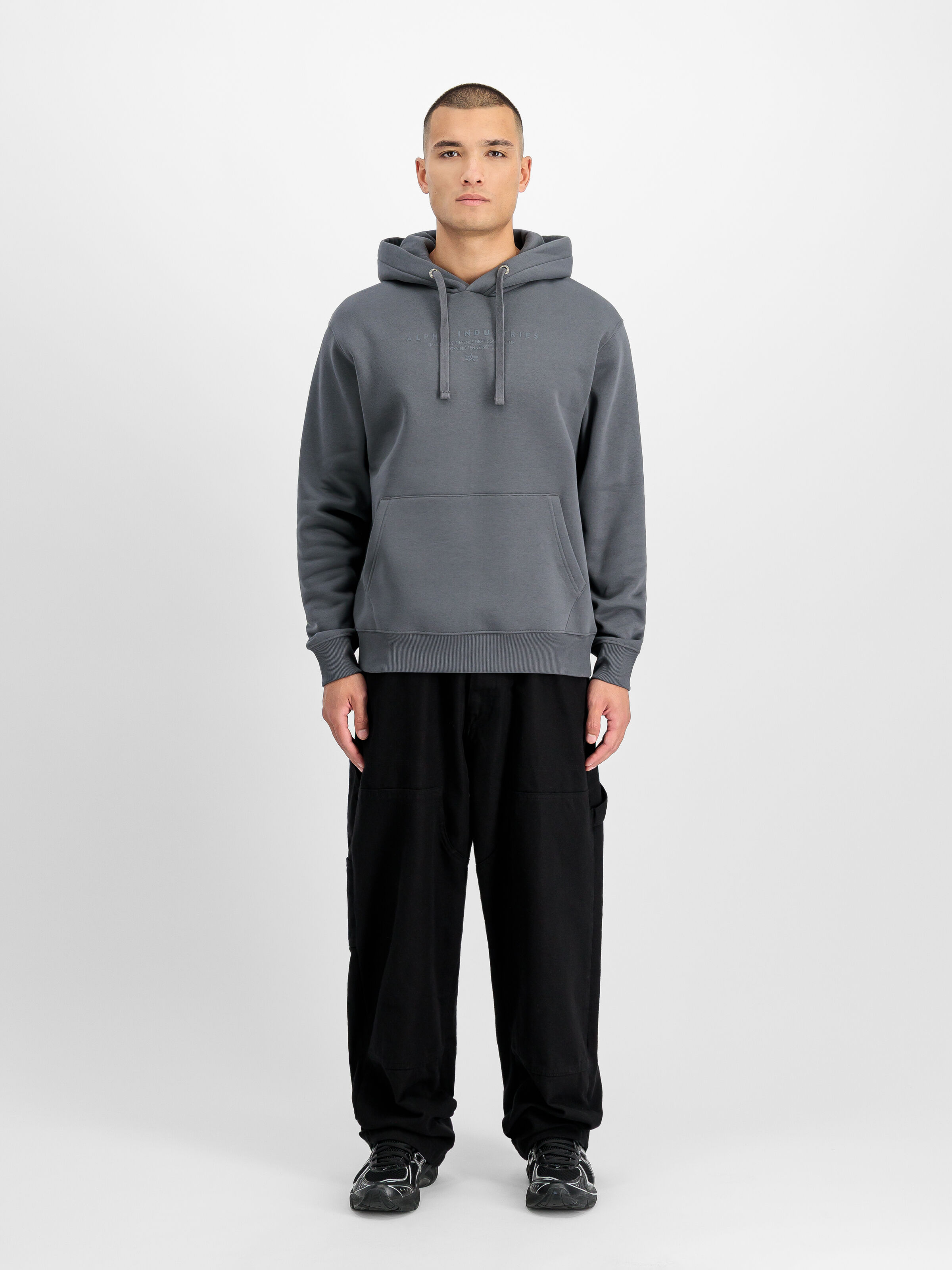 DTM Alpha Hoodie greyblack 266349_136_2_model_00001_198967