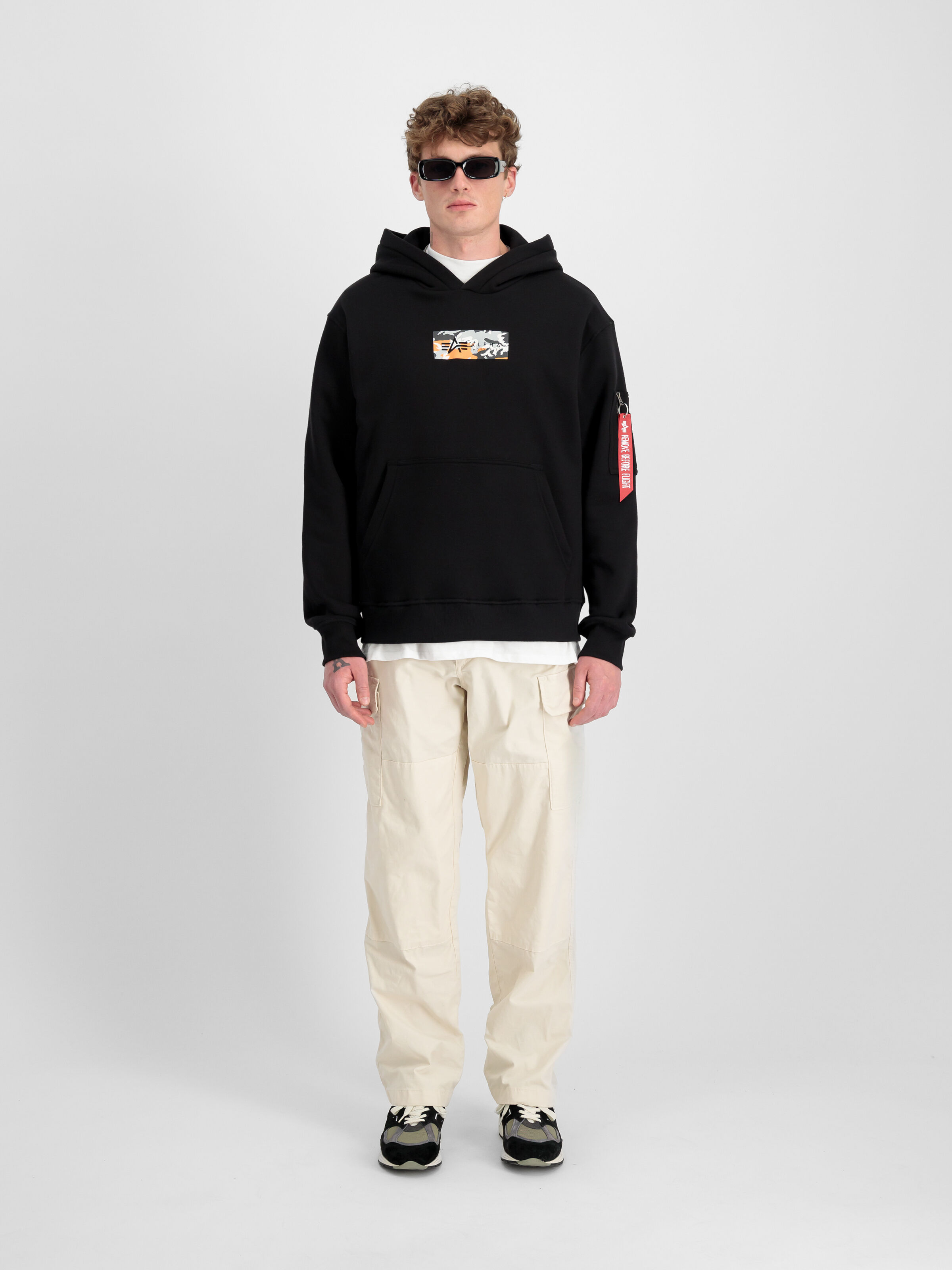 Camo Panel Hoodie black 148338_03_2_model_00001_98503