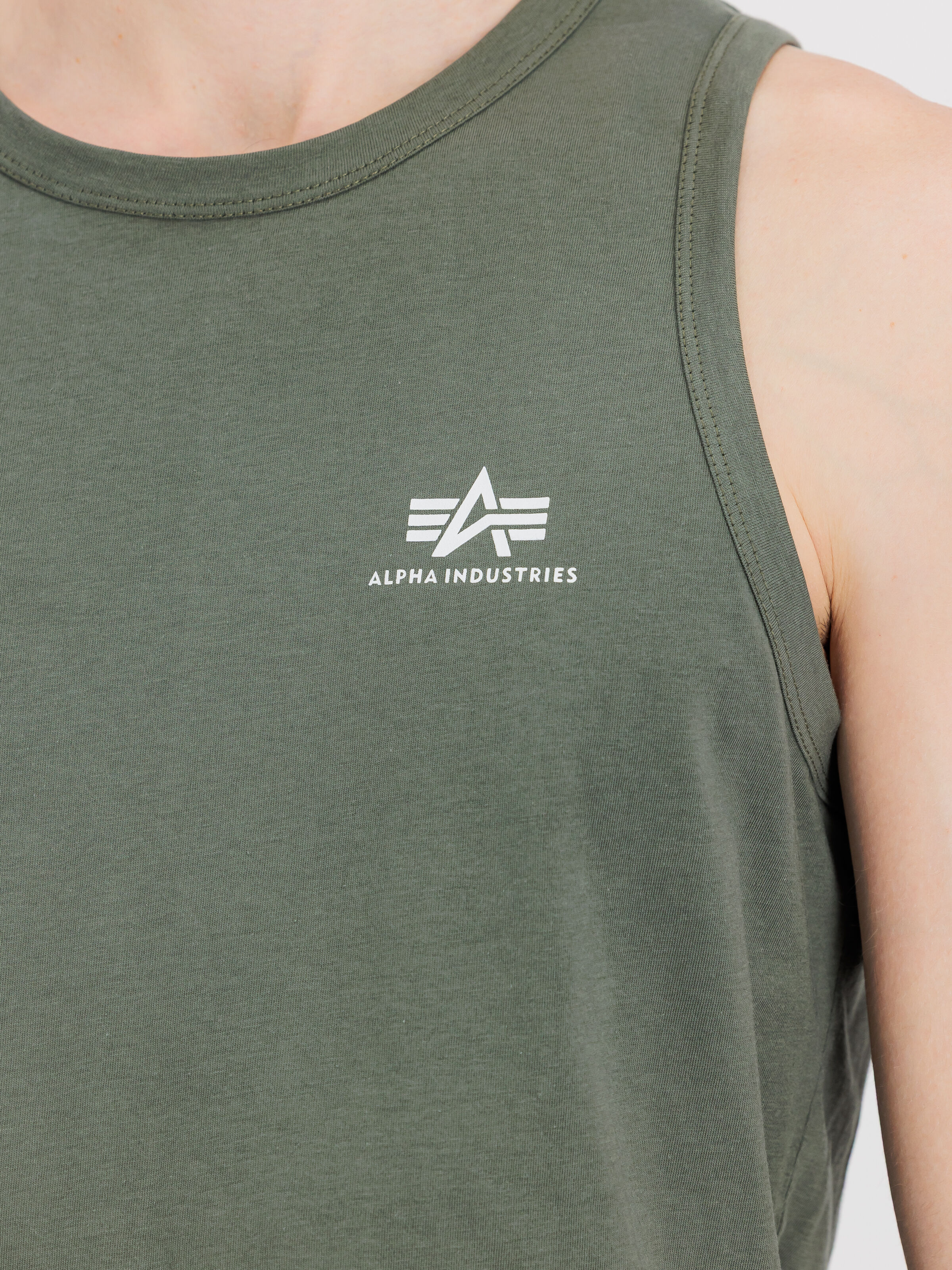 Basic Small Logo Tank dark olive 196541_142_3_detail_00001_154512