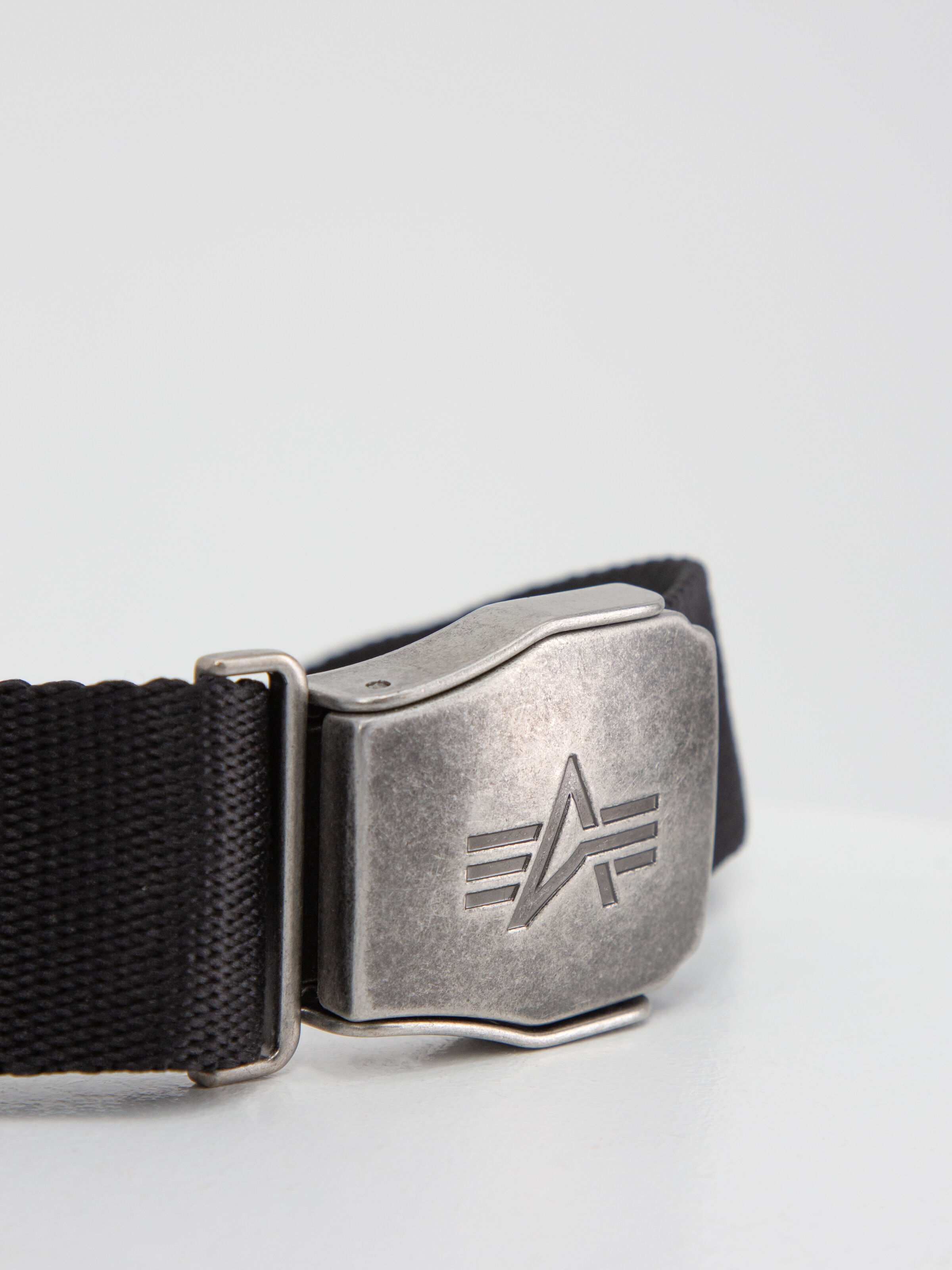 Buckle Belt black 176908_03_3_detail_00001_125721