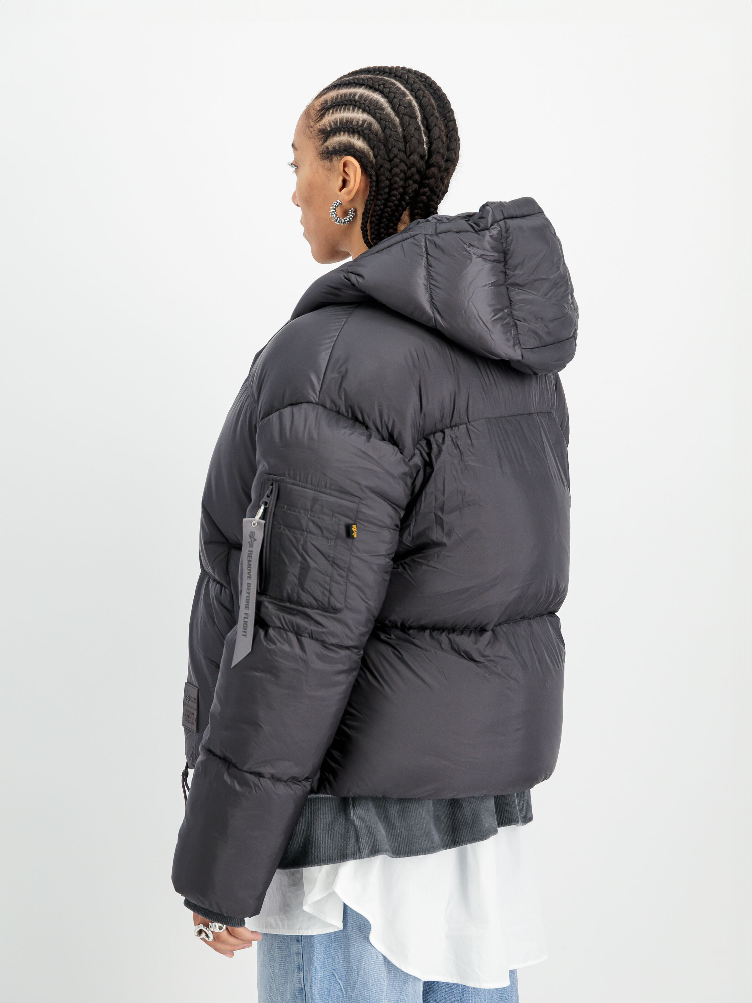 Cloud Puffer Bomber Winter Jacket Women vintage grey 148006_684_2_model_00004_117187