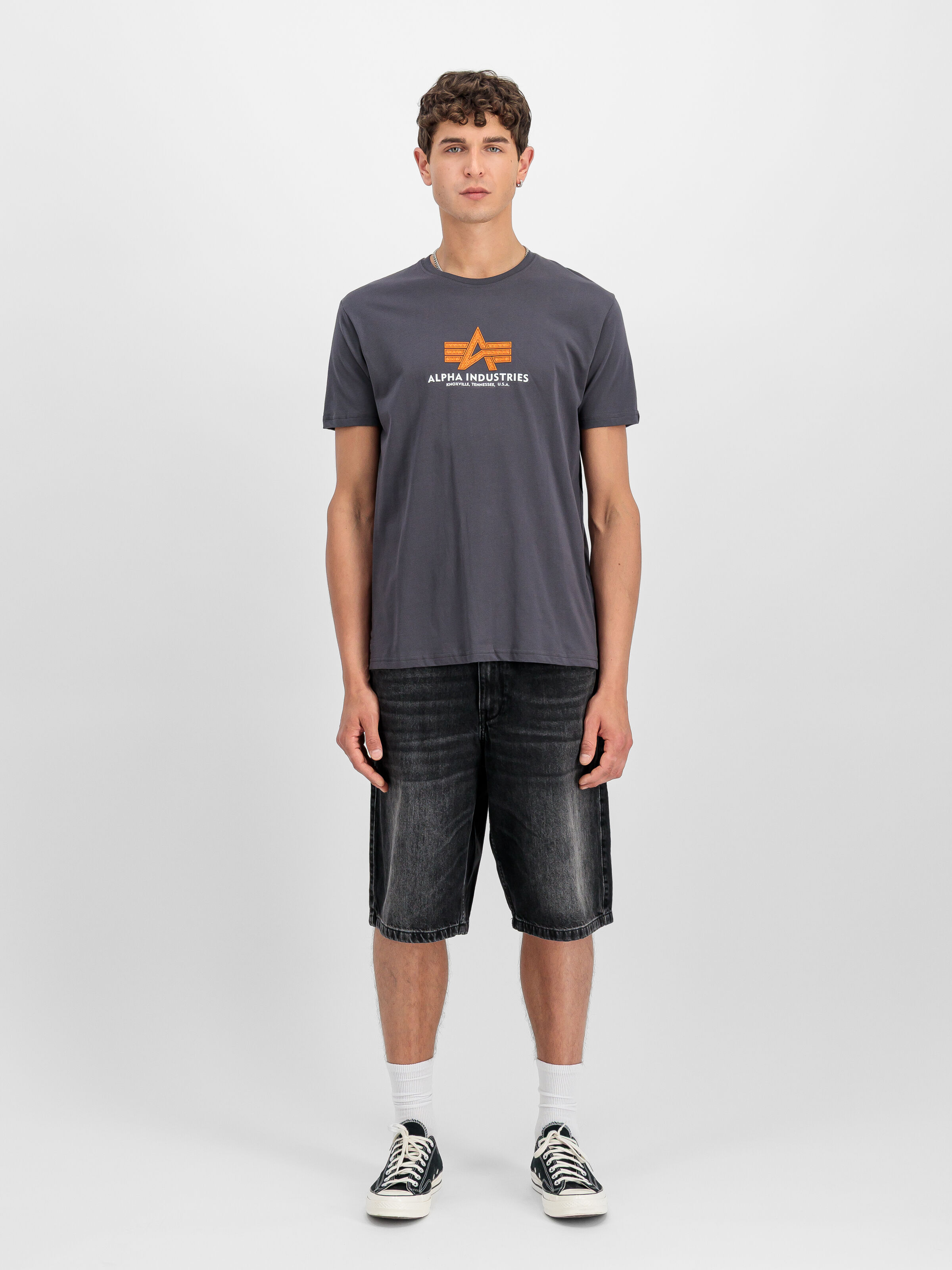 Basic Big Logo Rubber T-Shirt vintage grey 100501RB_684_2_model_00001_191861