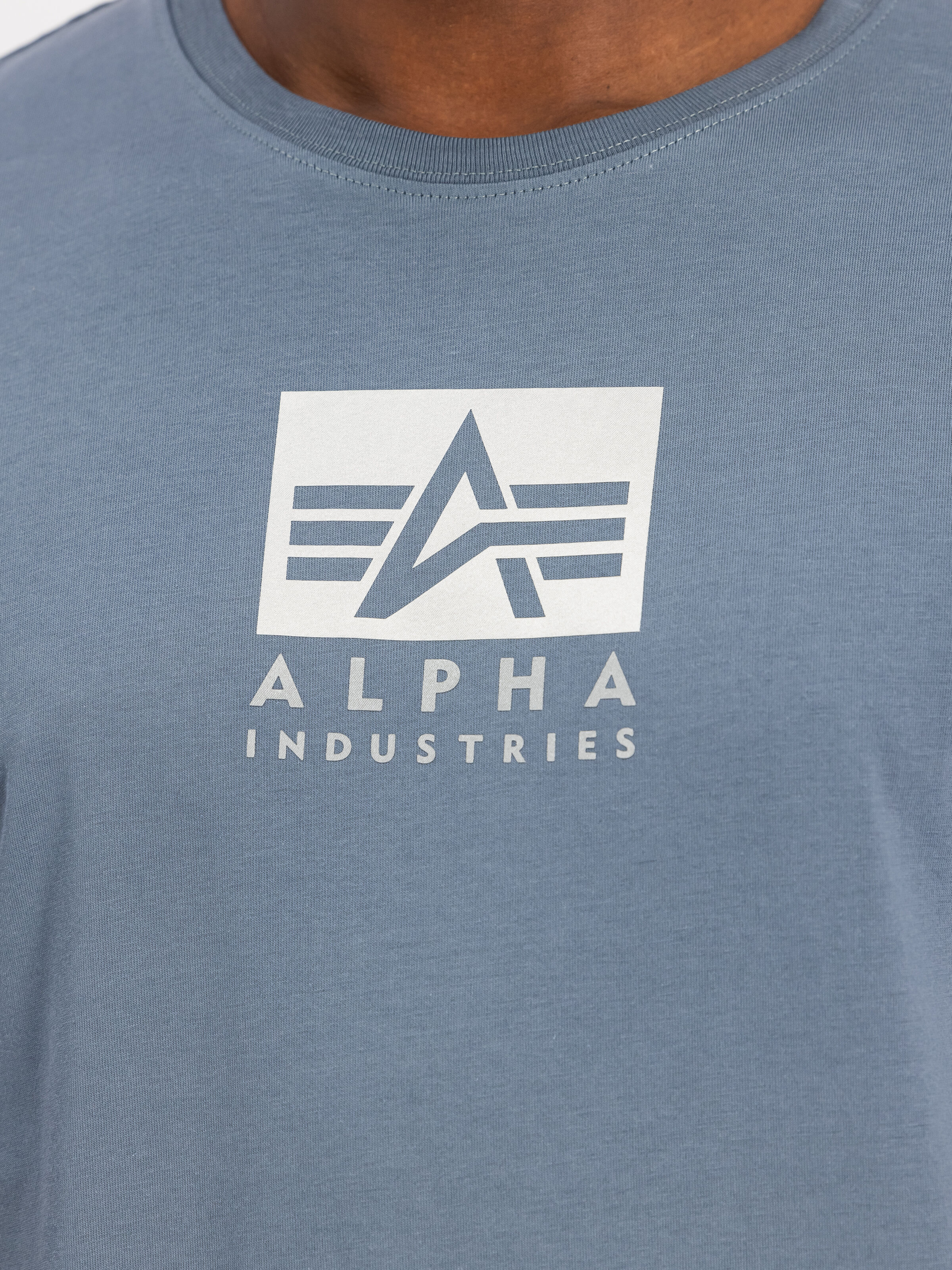 Satin Logo T-Shirt denim blue 148513_439_3_detail_00001_160481