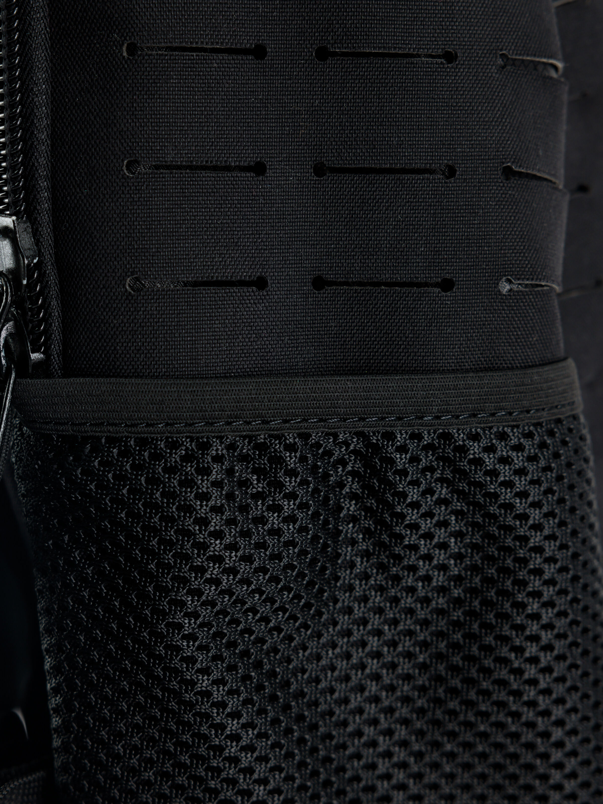 Alpha Combat Backpack black 108959_03_alpha_industries_combat_backpack_004_182007