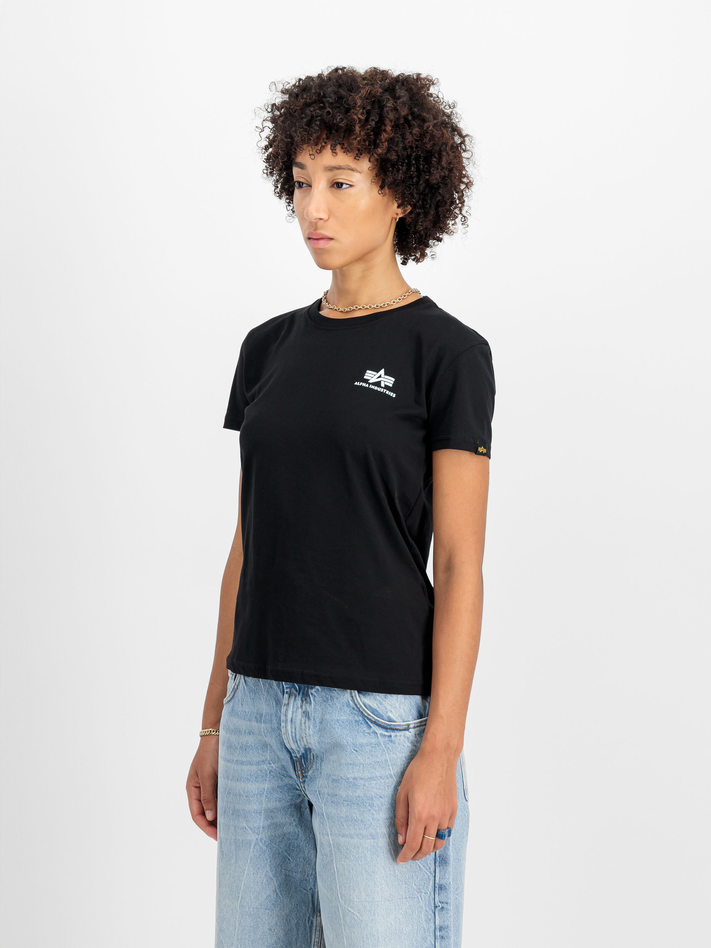 Basic Small Logo T-Shirt Women black 196054_03_2_model_00003_110743