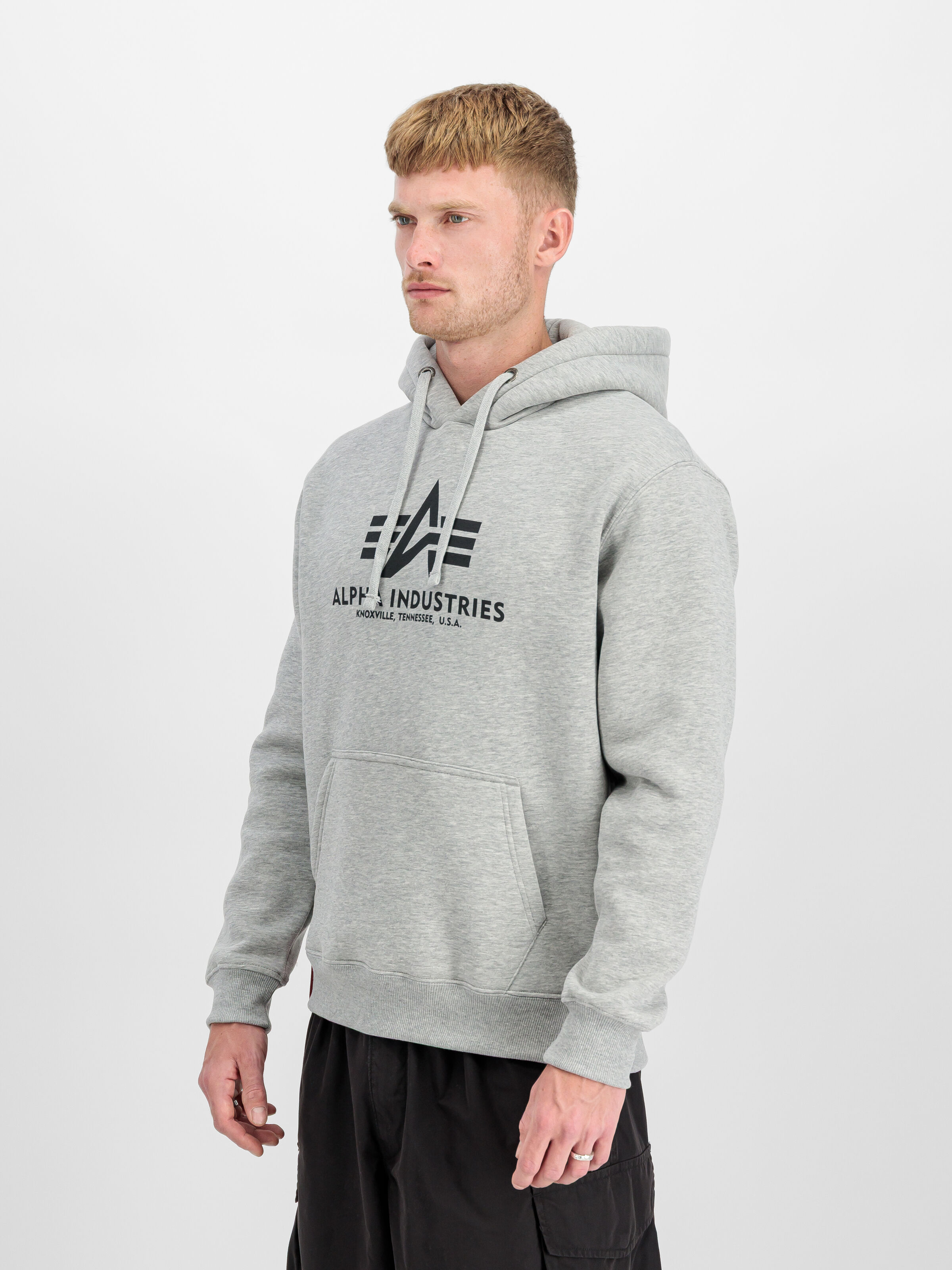 Basic Big Logo Hoodie grey heather 178312_17_2_model_00002_191325