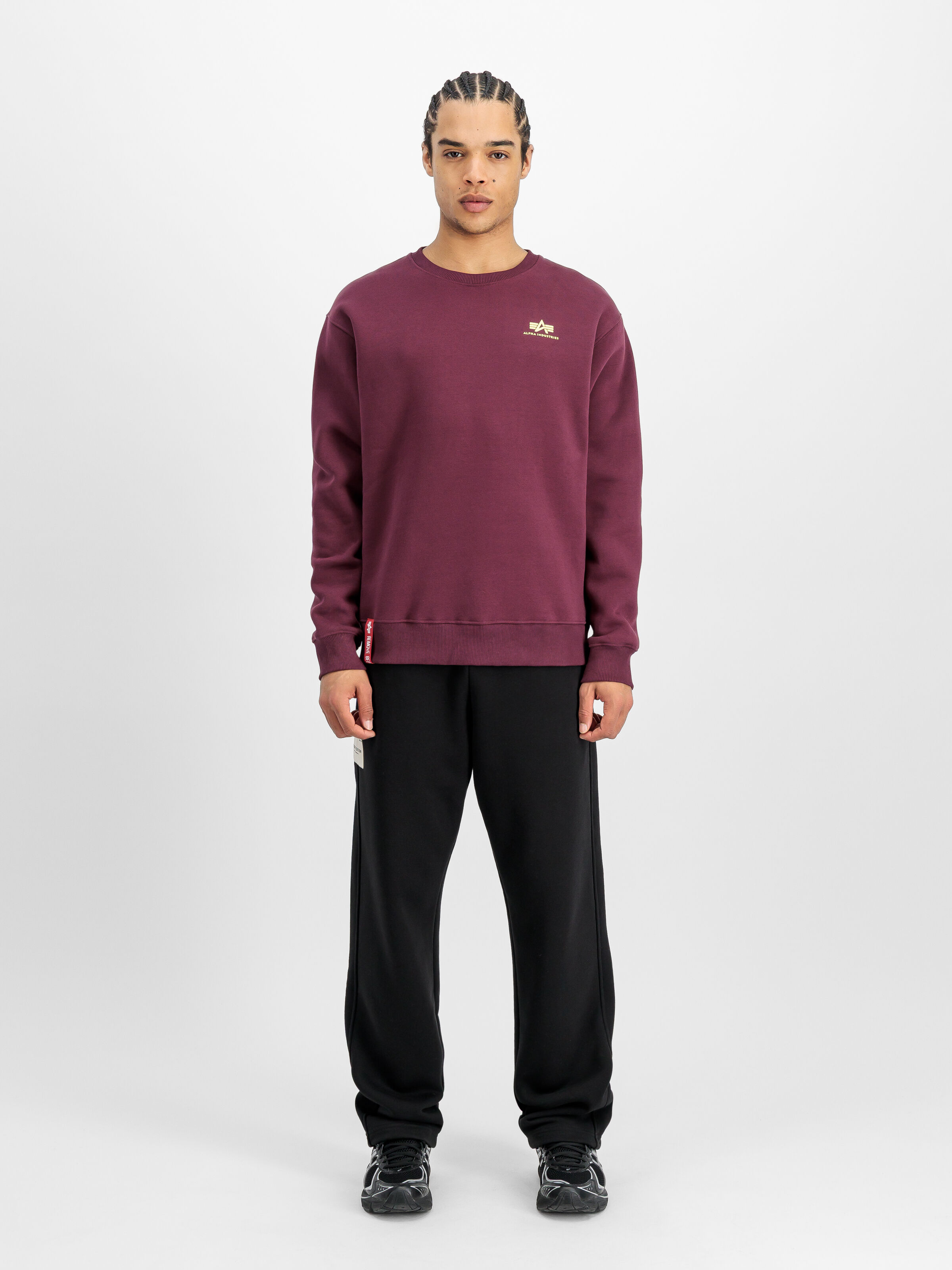 Basic Small Logo Sweatshirt dark cherry 188307_608_2_model_00001_166706