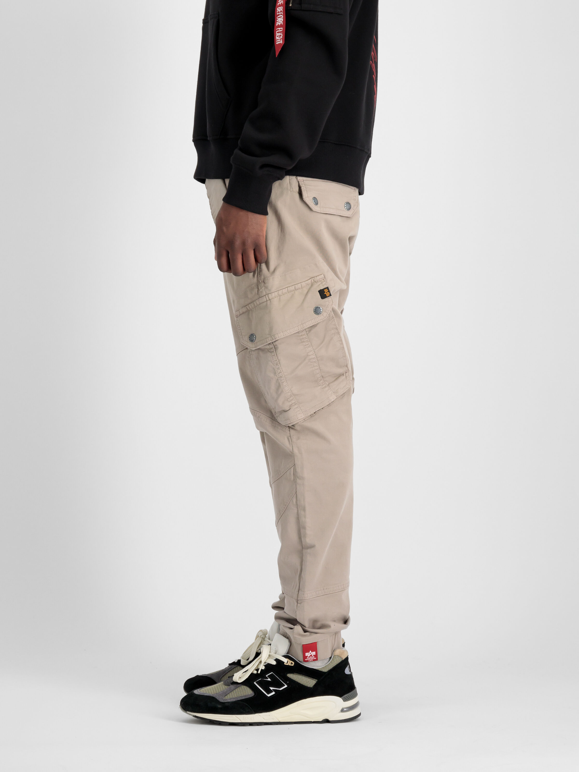 Combat Pant vintage sand 126215_679_2_model_00004_97321