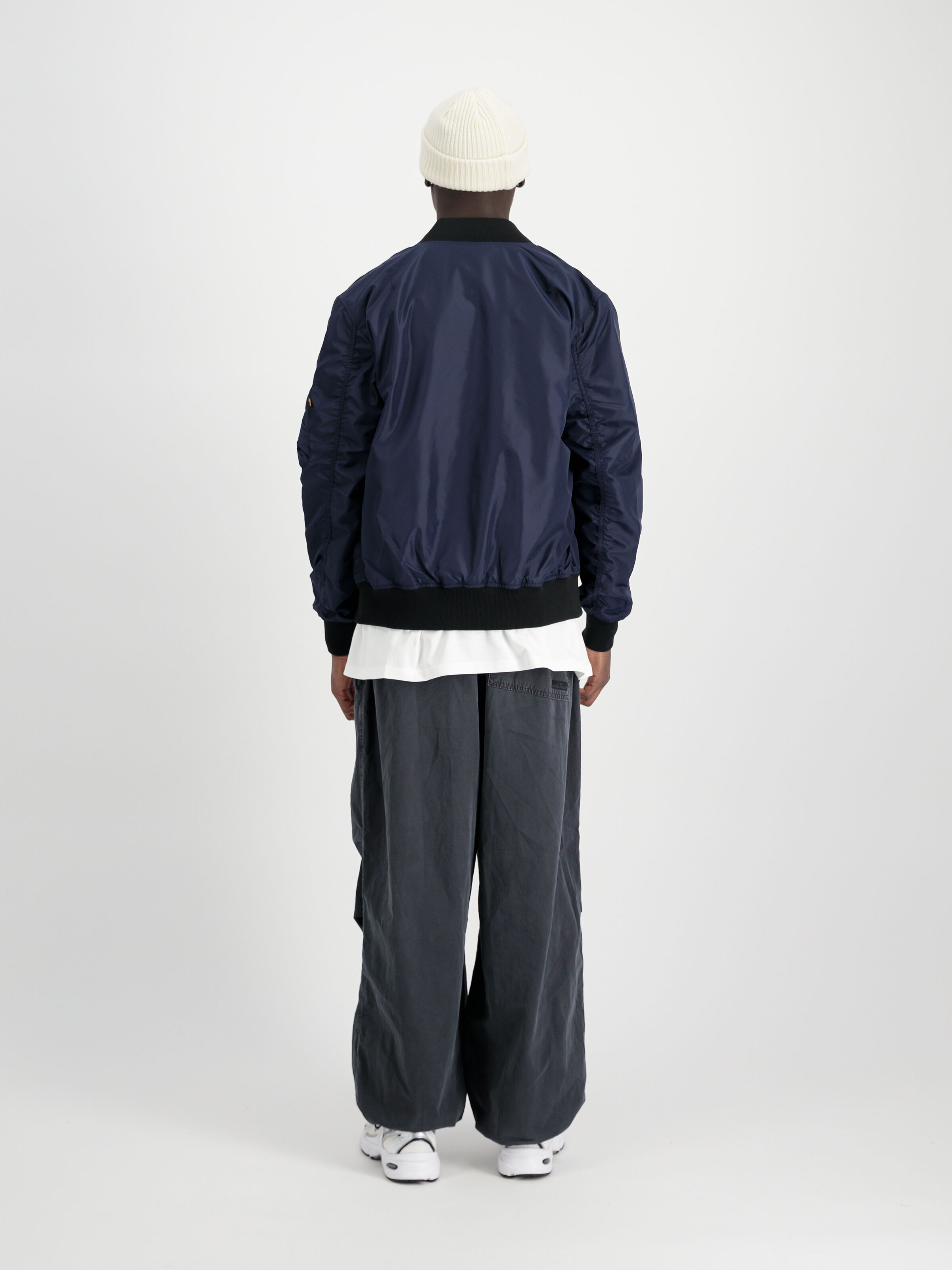 MA-1 TTC Light Bomber Jacket ultra navy 126101_697_2_model_00002_111760