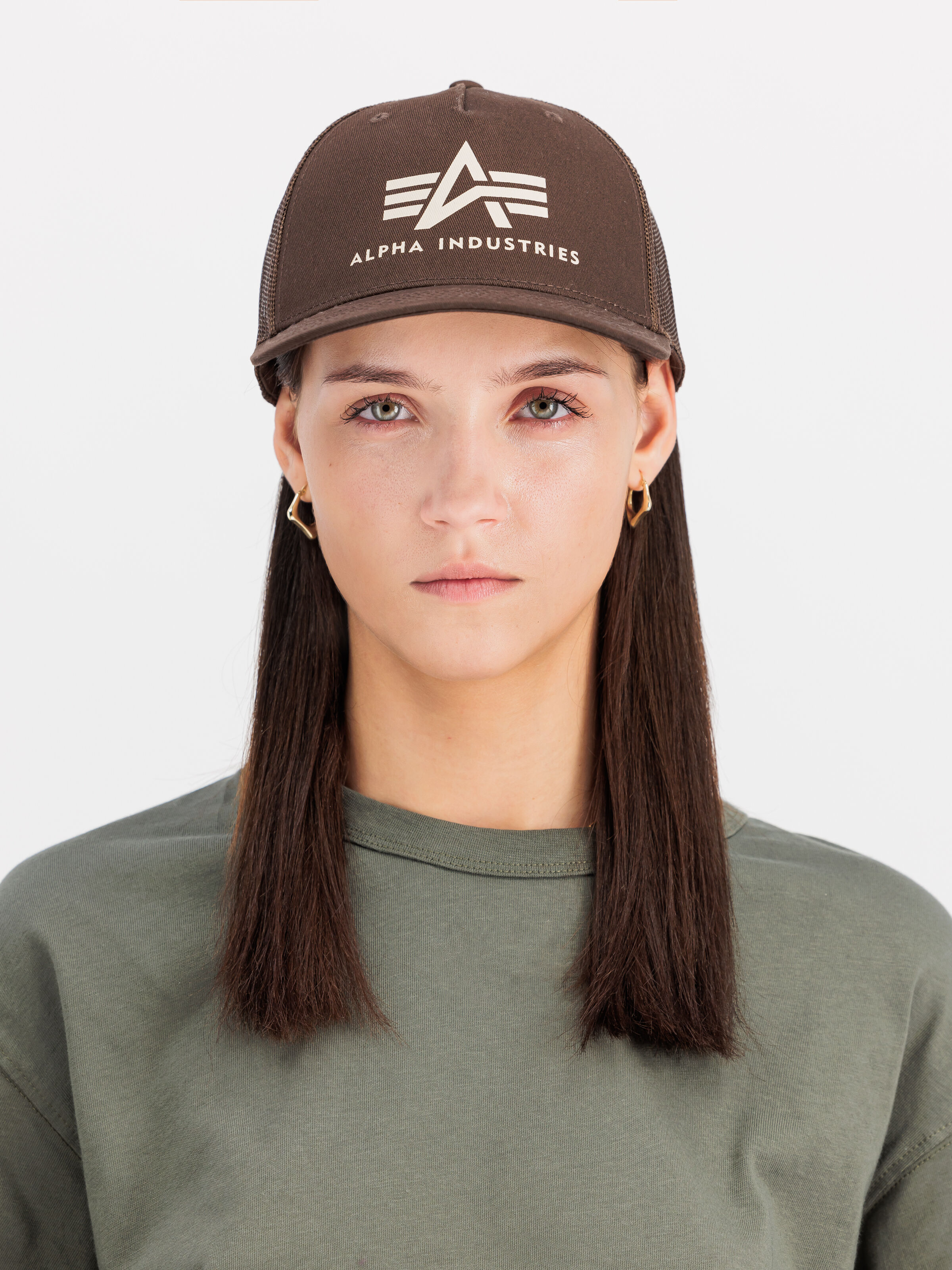 Basic Trucker Cap hunter brown 186902_696_2_model_00001_119603
