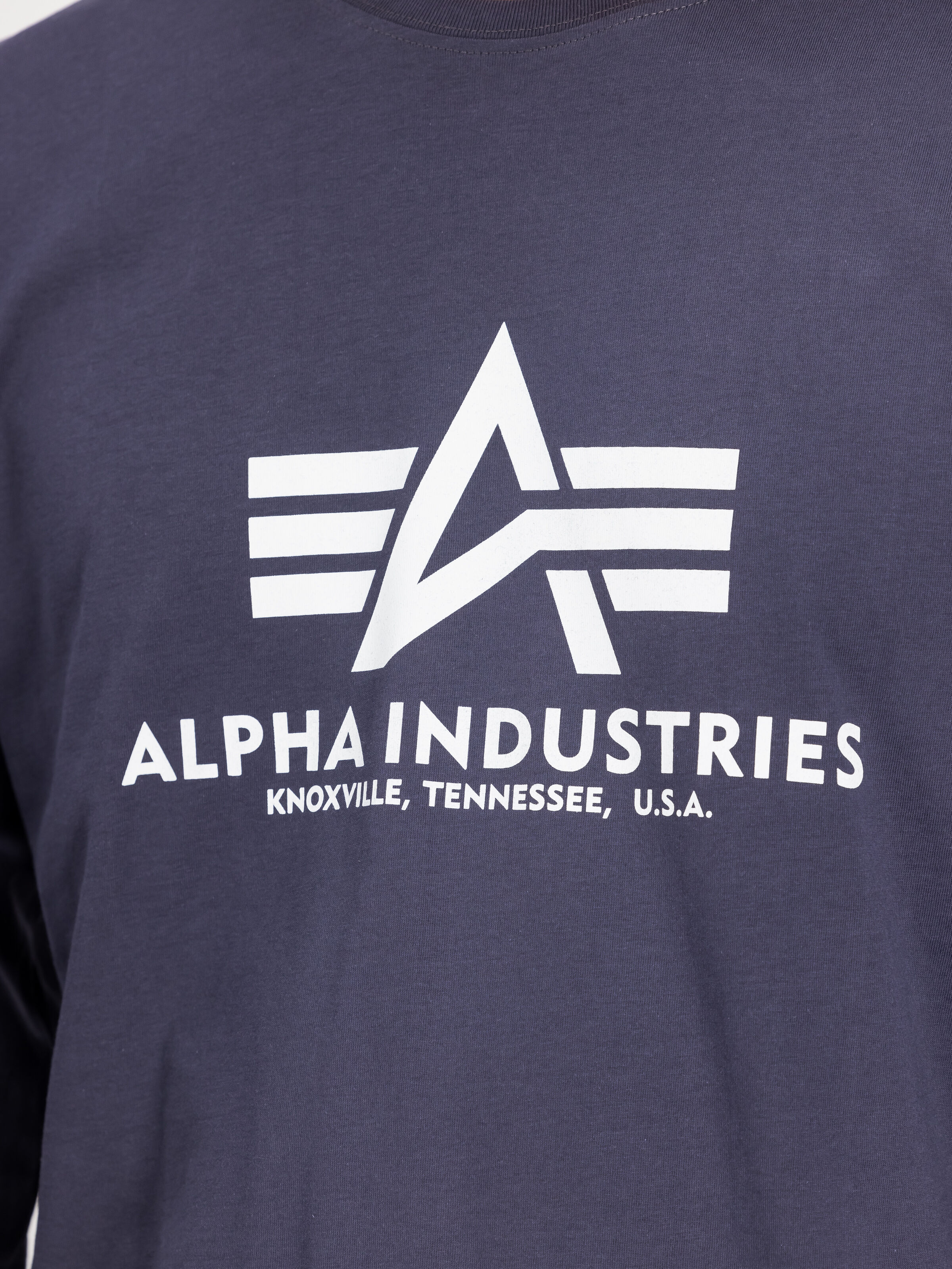 Basic Big Logo Longsleeve navy 100510_02_3_detail_00001_127689