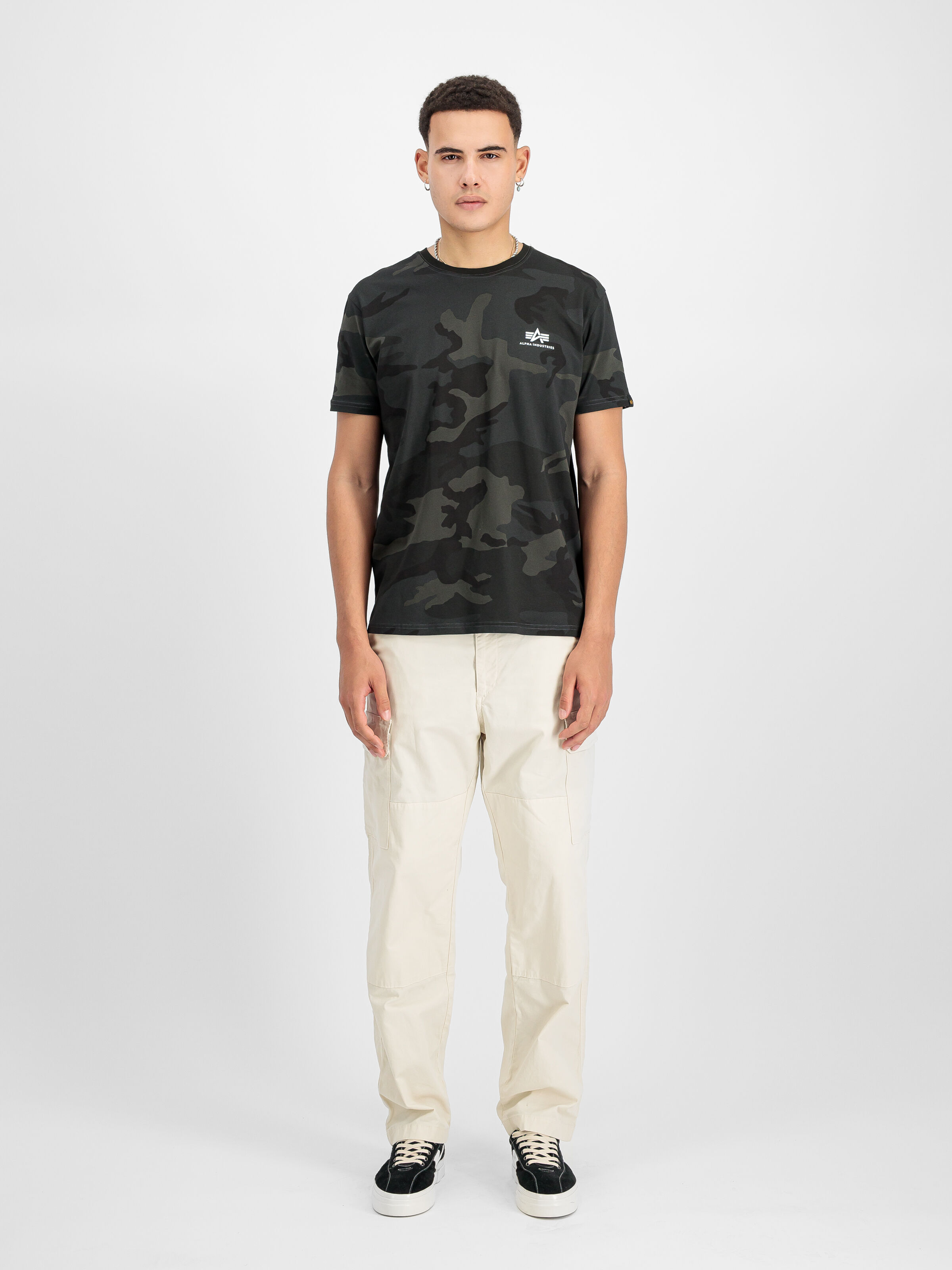 Basic Small Logo Camo T-Shirt black camo 188505C_125_2_model_00001_183804