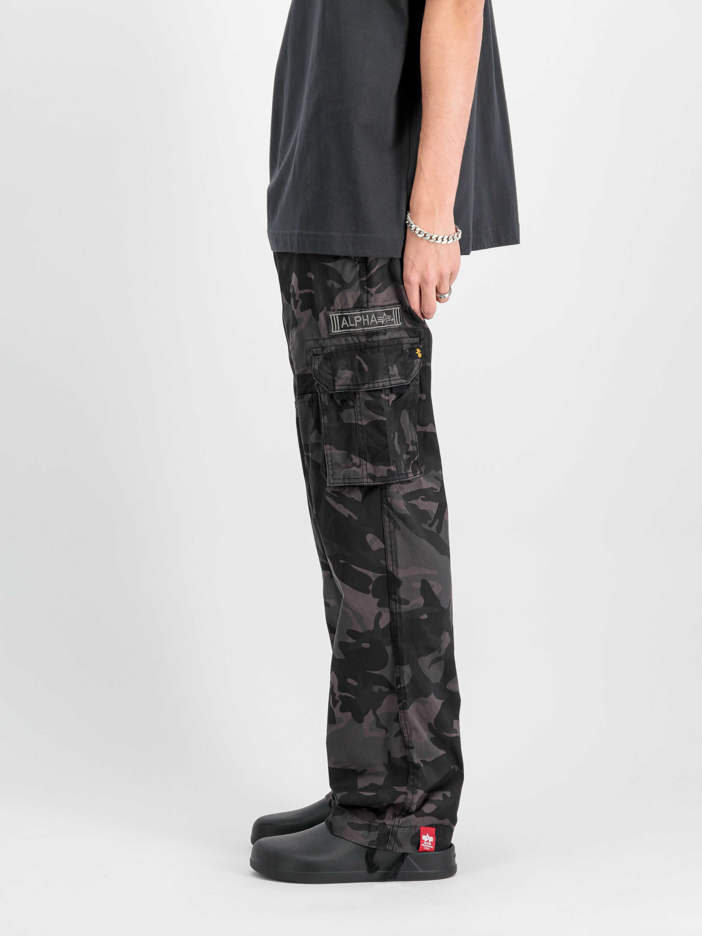 Jet Camo Pant black camo 101212C_125_2_model_00004_122717