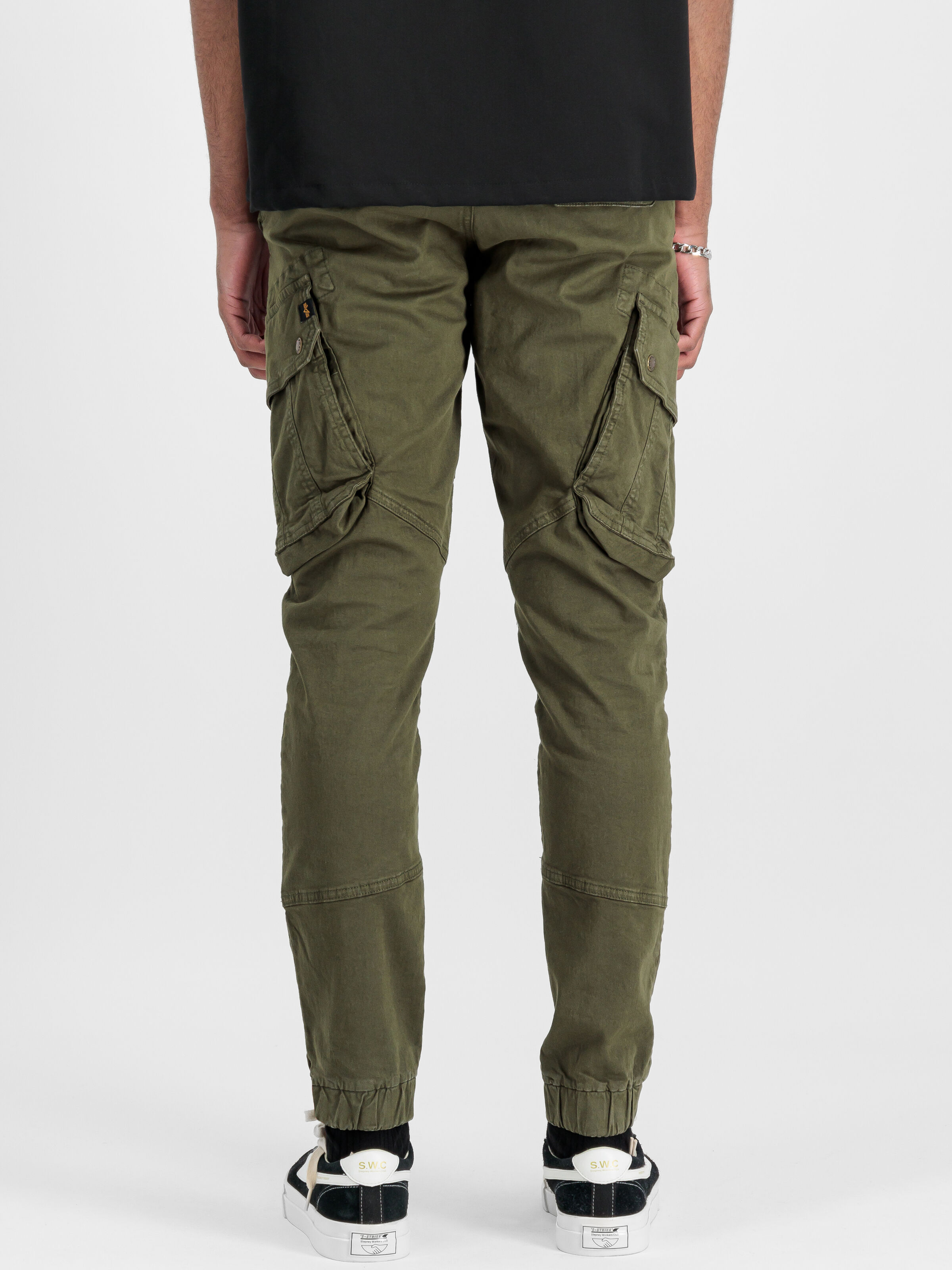 Combat Pant dark olive 126215_142_2_model_00005_217874