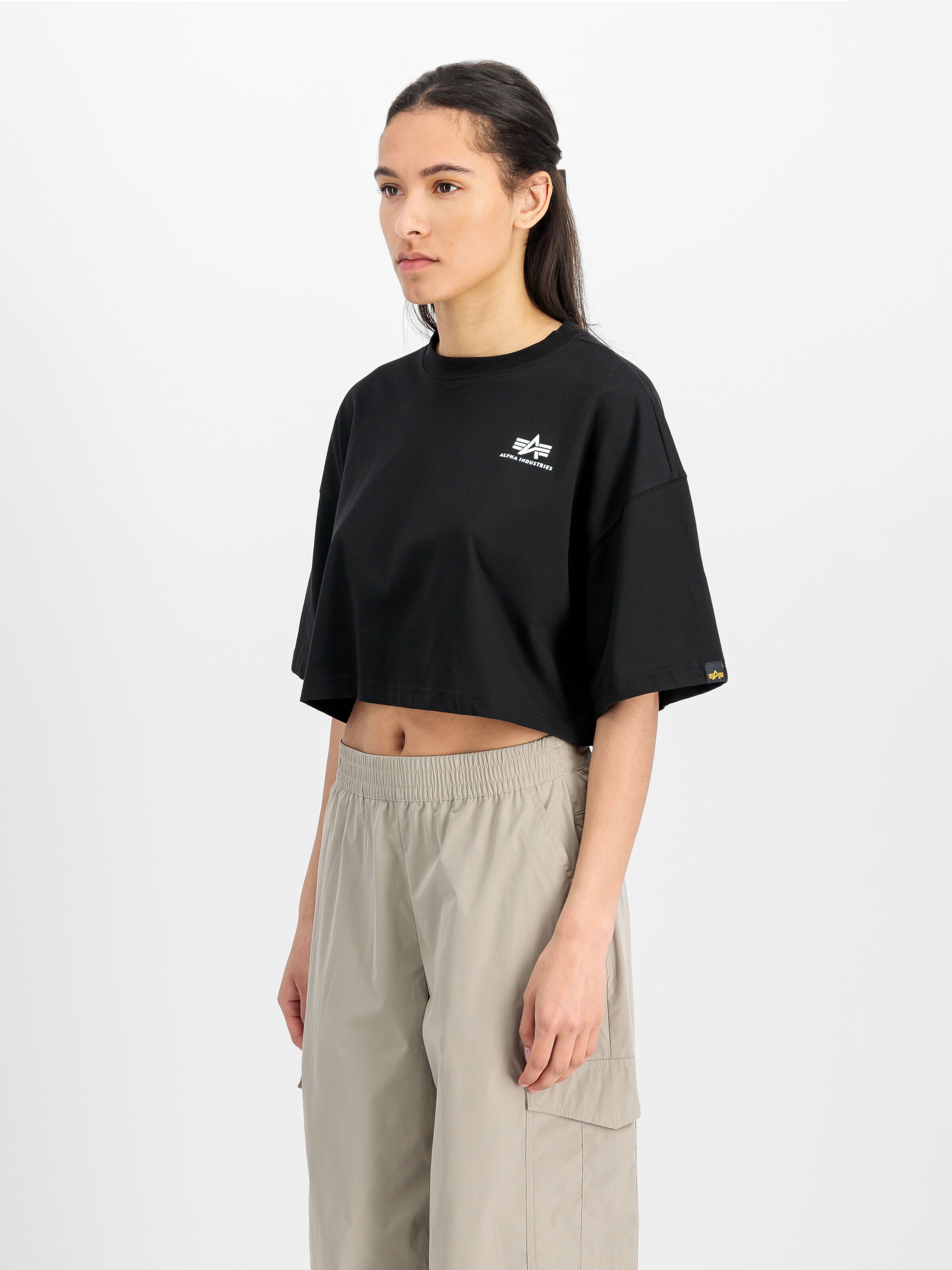 Basic Small Logo Cropped PP T-Shirt Women black 258062_03_2_model_00002_165368