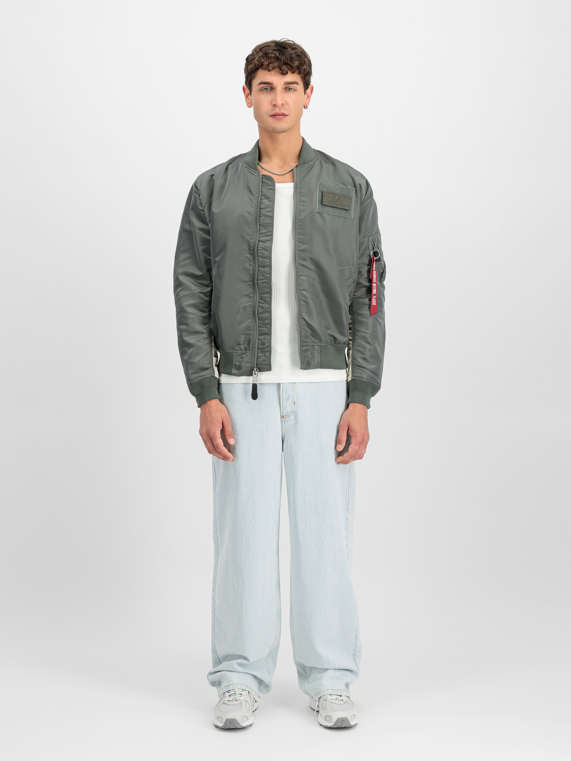 MA-1 TT Two Tone Custom Bomber Jacket vintage green 196107_432_2_model_00001_188708