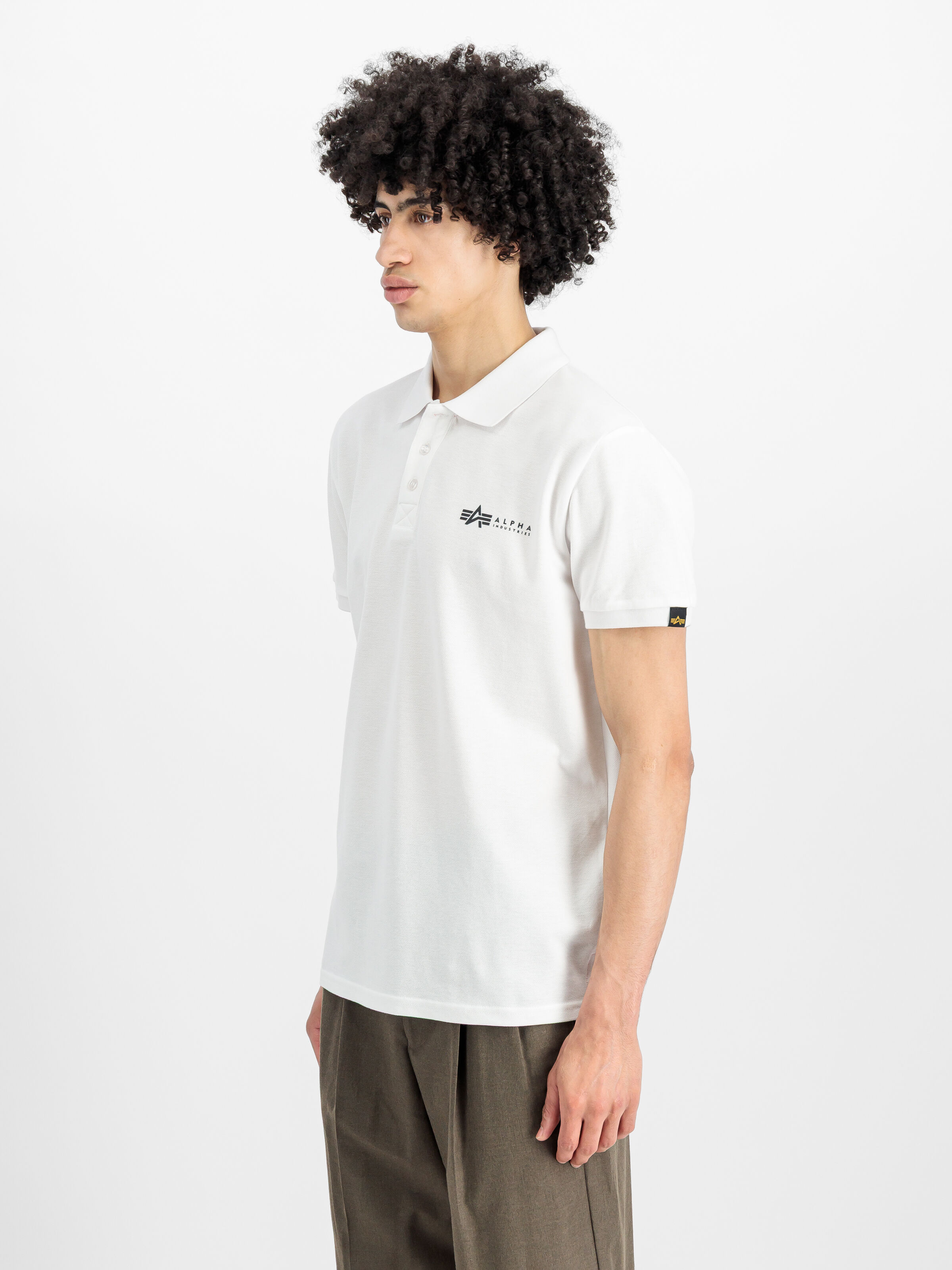 Basic Small Logo Polo white 106600_09_2_model_00002_156897